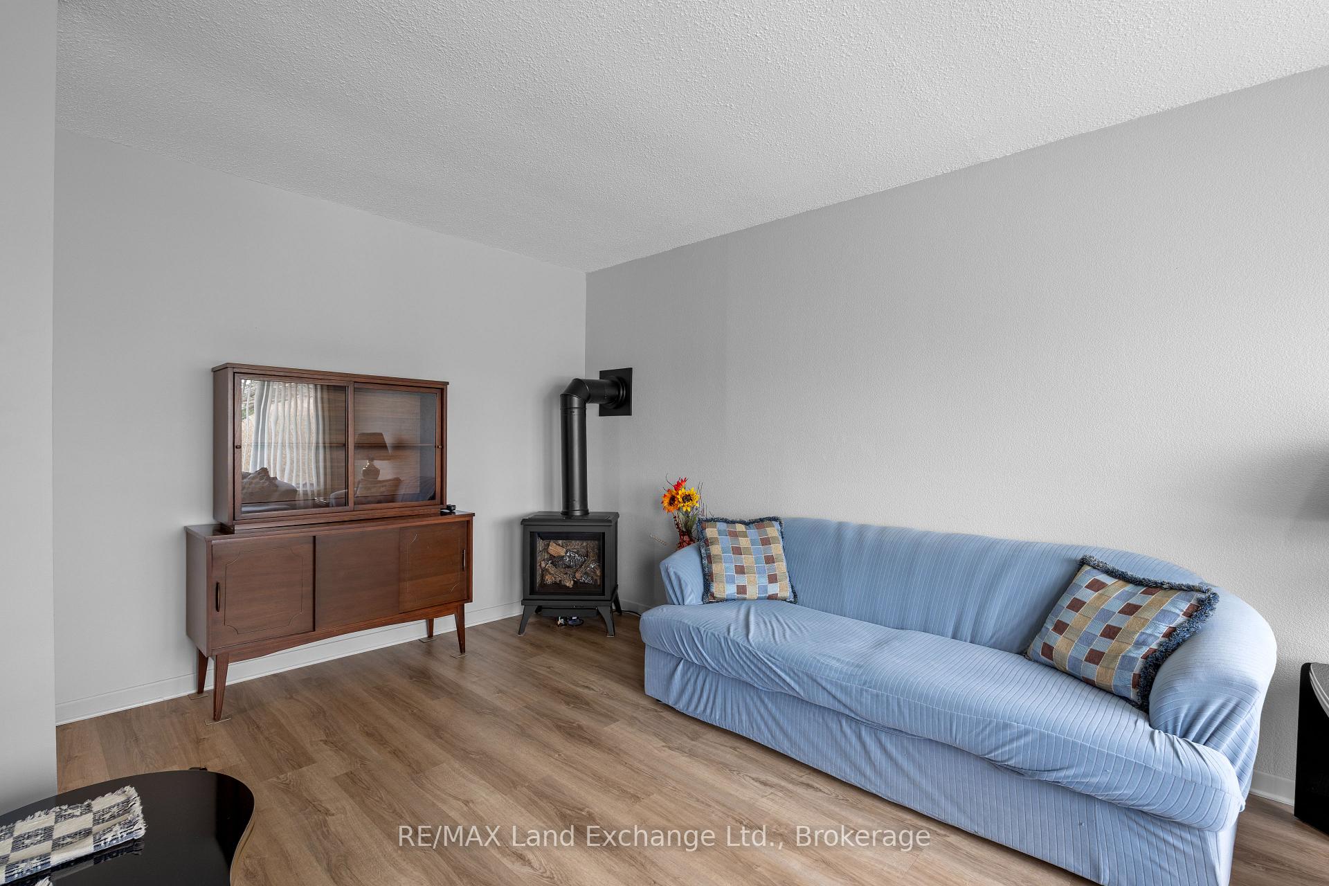 Photo 14 of 816 Andrew Malcolm Drive, Kincardine — HOMEH