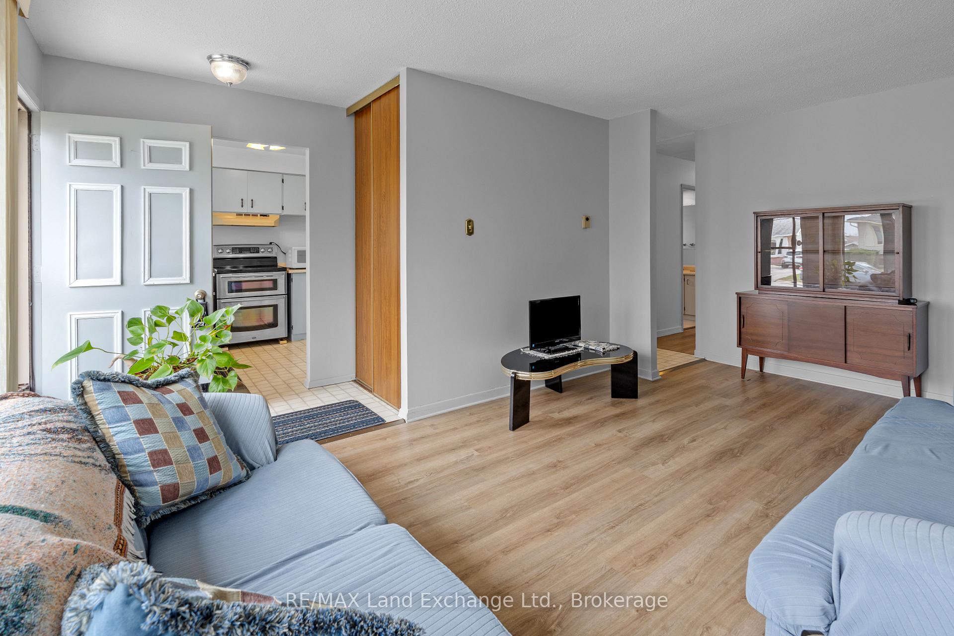 Photo 16 of 816 Andrew Malcolm Drive, Kincardine — HOMEH