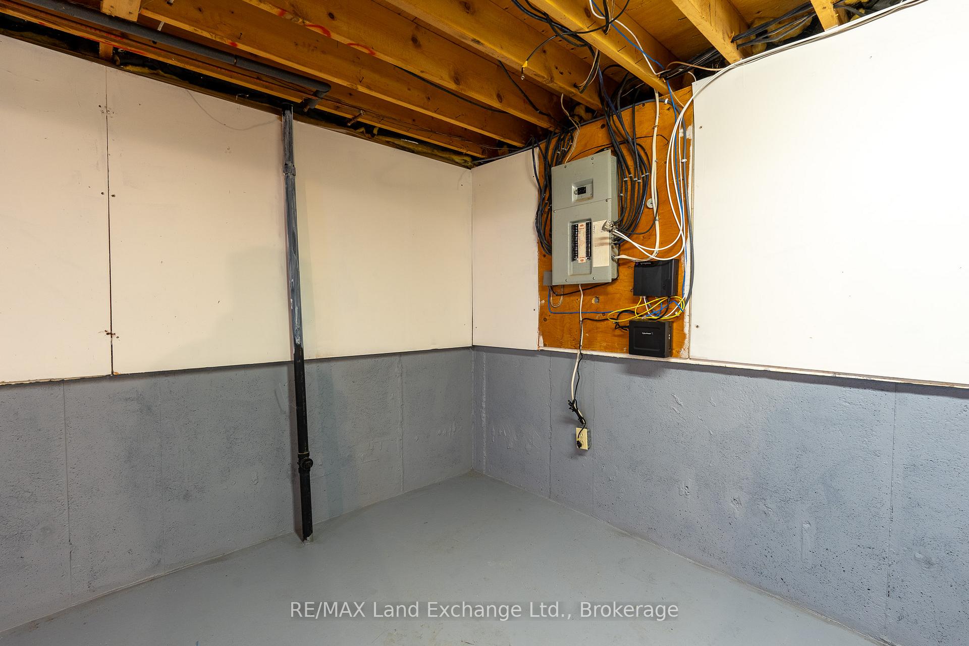 Photo 27 of 816 Andrew Malcolm Drive, Kincardine — HOMEH