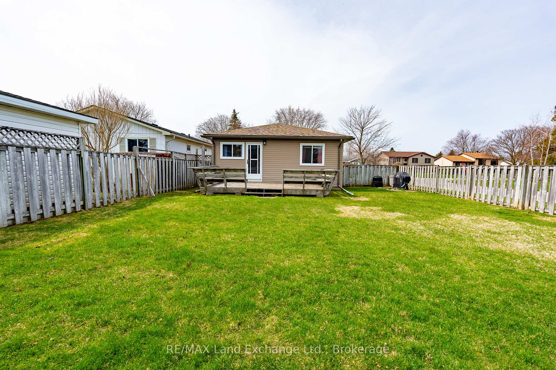 Photo 34 of 816 Andrew Malcolm Drive, Kincardine — HOMEH
