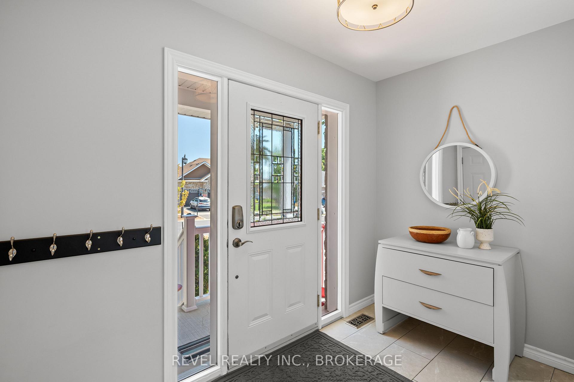 Photo 4 of 102 Mcdonough Crescent, Loyalist, Amherstview — HOMEH