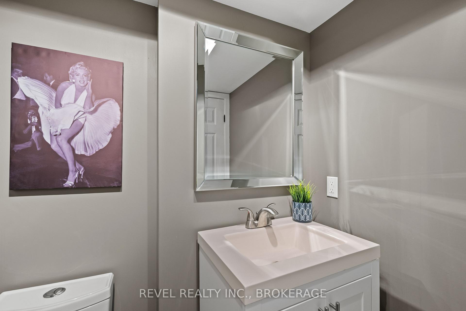 Photo 27 of 102 Mcdonough Crescent, Loyalist, Amherstview — HOMEH