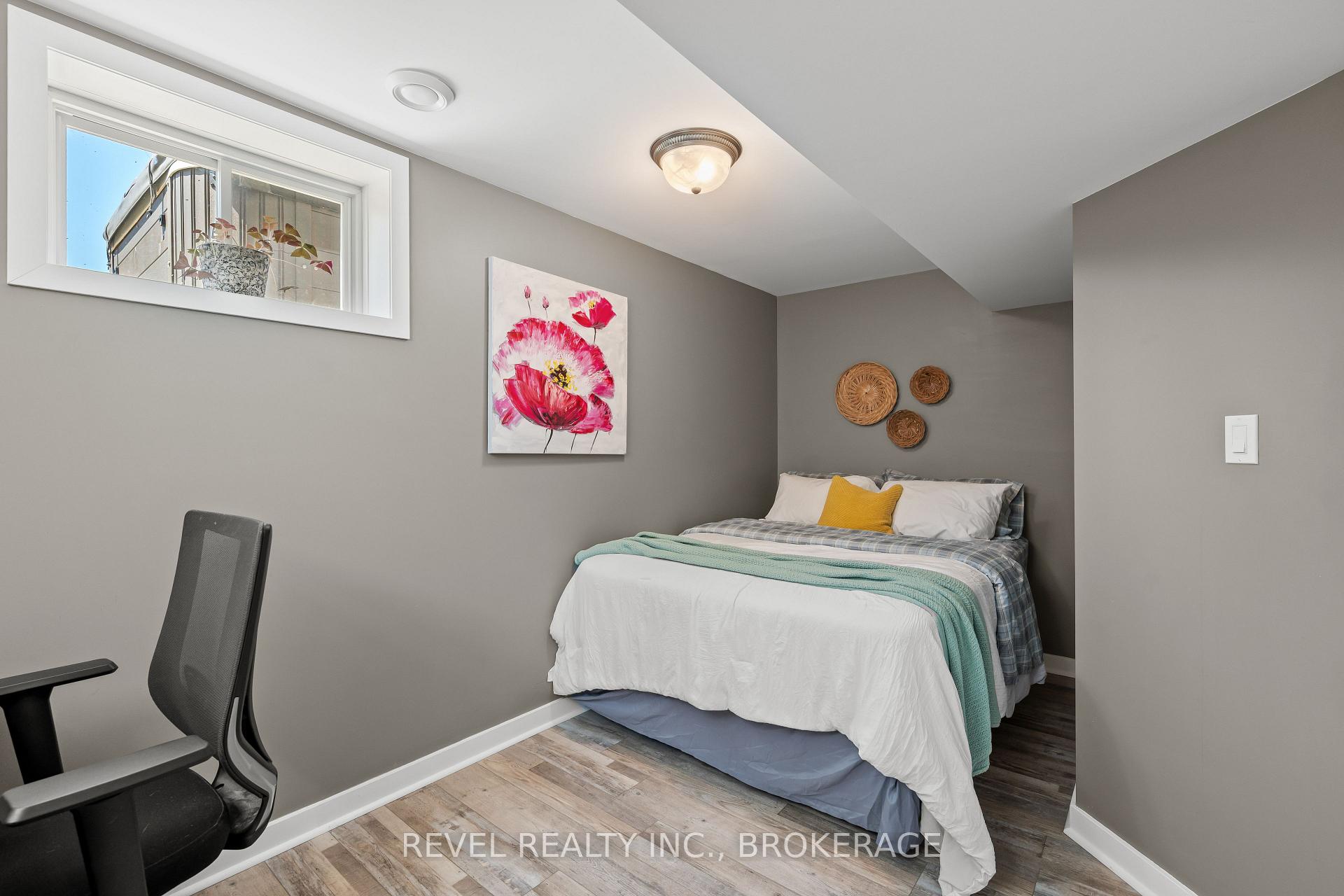 Photo 28 of 102 Mcdonough Crescent, Loyalist, Amherstview — HOMEH