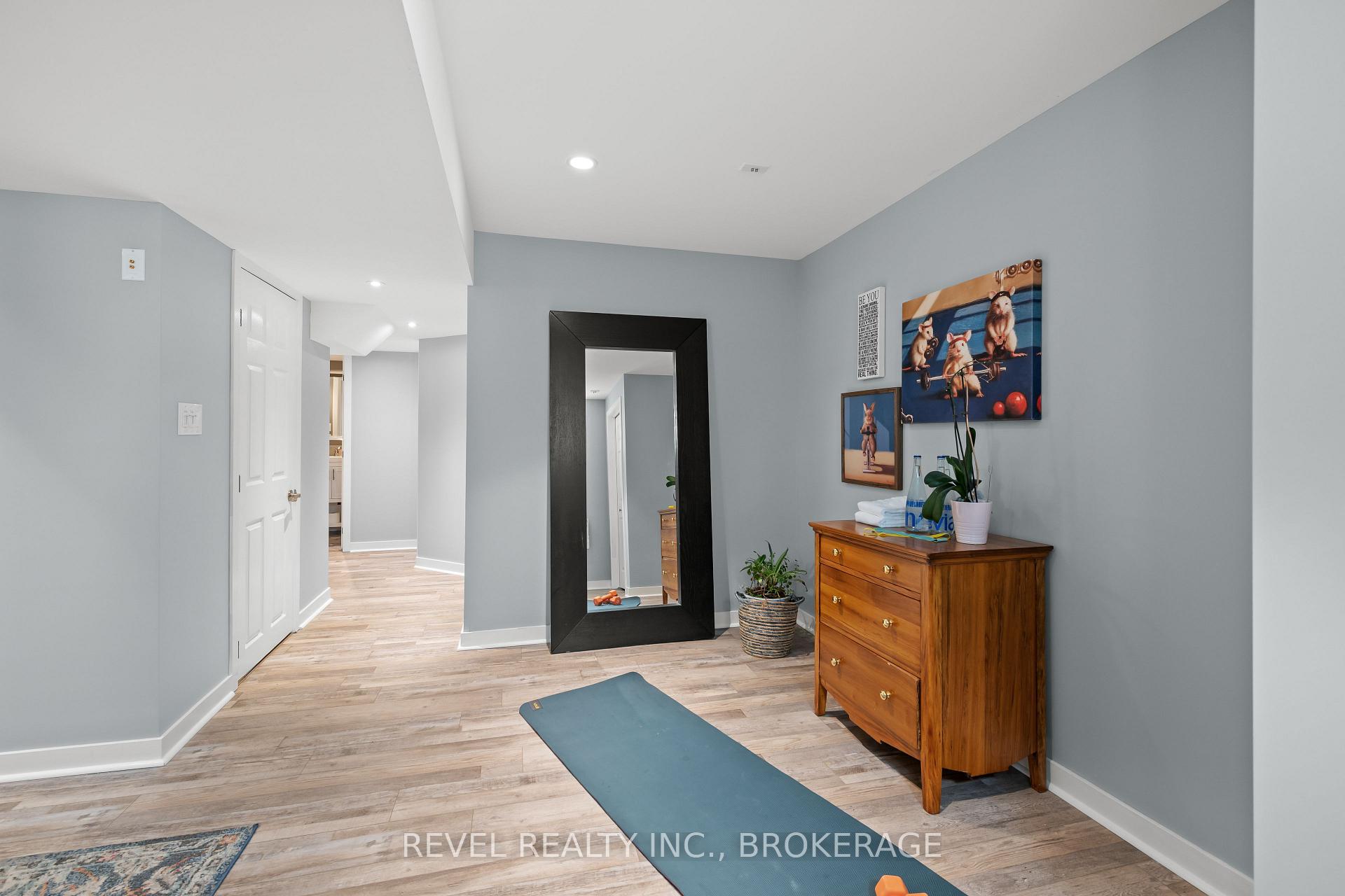 Photo 31 of 102 Mcdonough Crescent, Loyalist, Amherstview — HOMEH