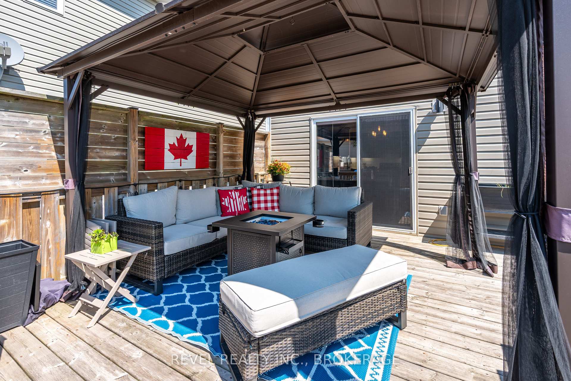 Photo 36 of 102 Mcdonough Crescent, Loyalist, Amherstview — HOMEH