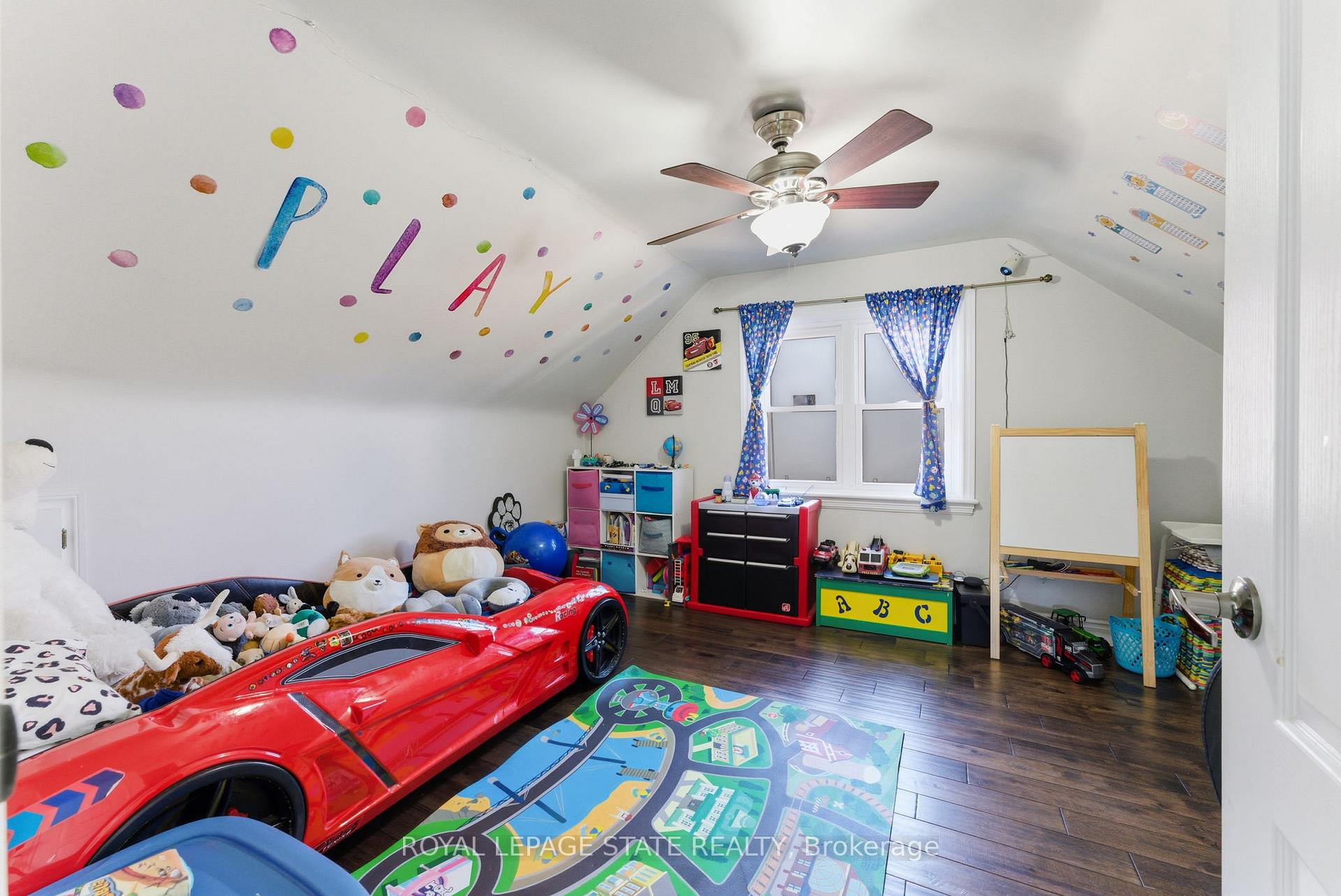 Photo 19 of Unit 1, 425 Upper Gage Avenue, Hamilton, Raleigh — HOMEH