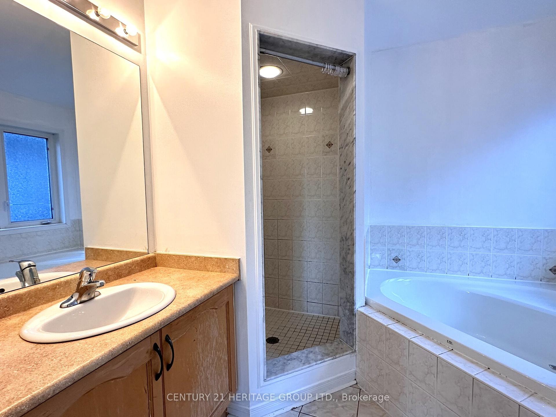 Photo 21 of 28 Voysey Way, Markham, Cedarwood — HOMEH