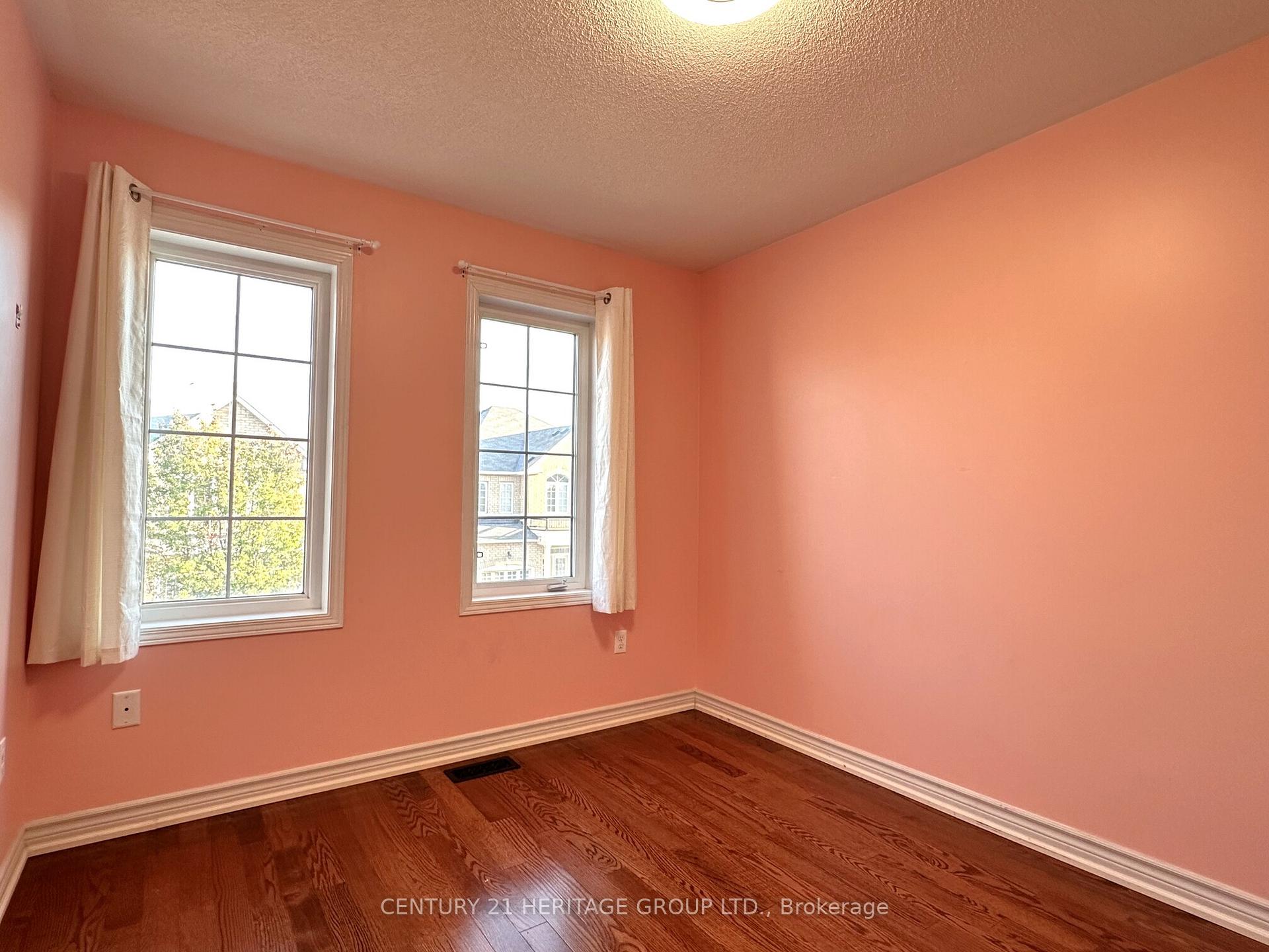 Photo 26 of 28 Voysey Way, Markham, Cedarwood — HOMEH