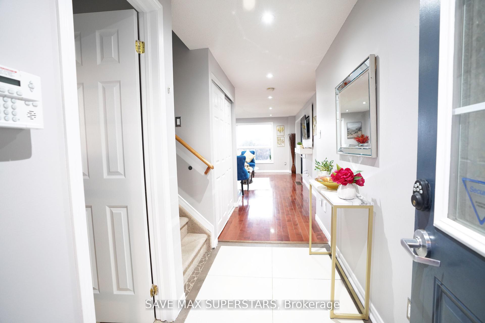 Photo 6 of 2023 Swan Street, Innisfil, Alcona — HOMEH