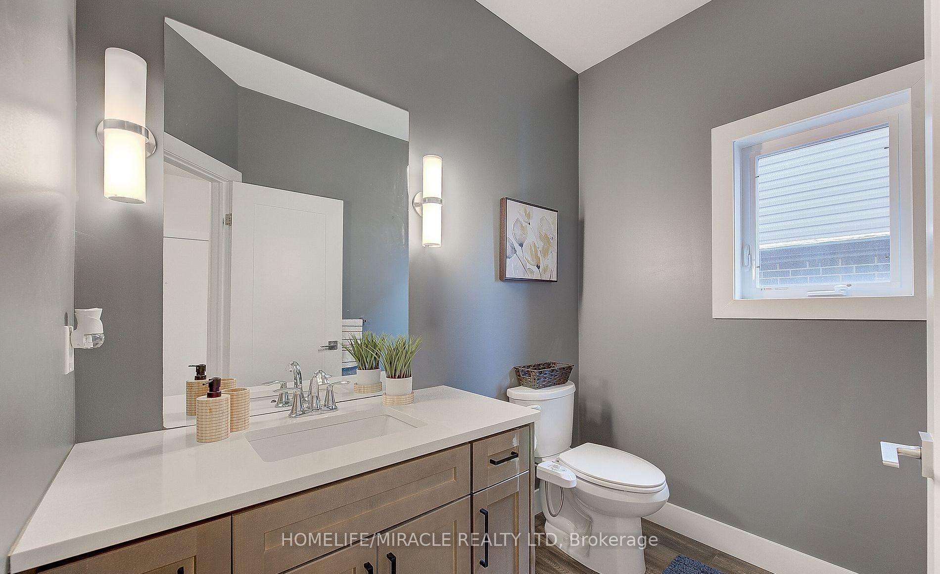 Photo 7 of 2194 Westpoint Heights, London, South V — HOMEH