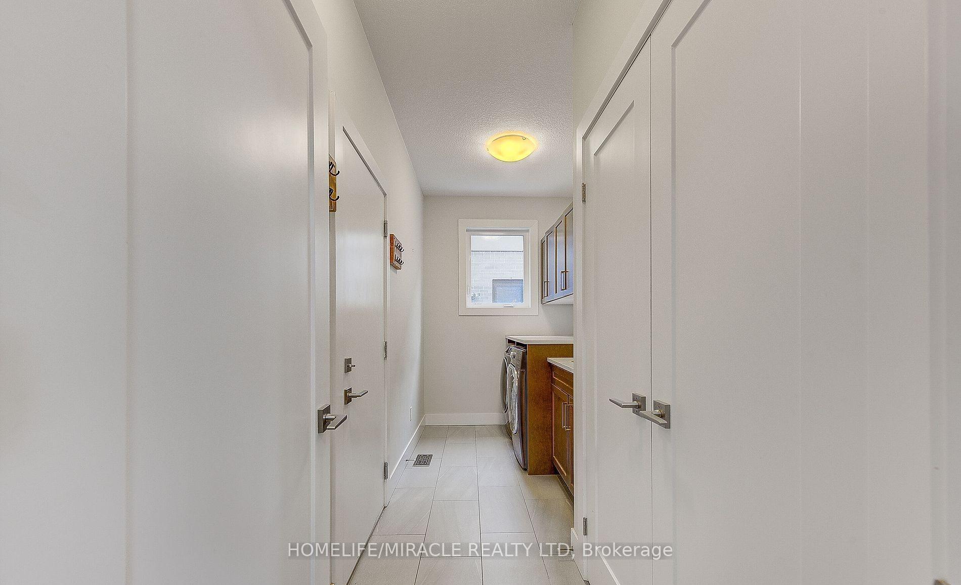 Photo 9 of 2194 Westpoint Heights, London, South V — HOMEH