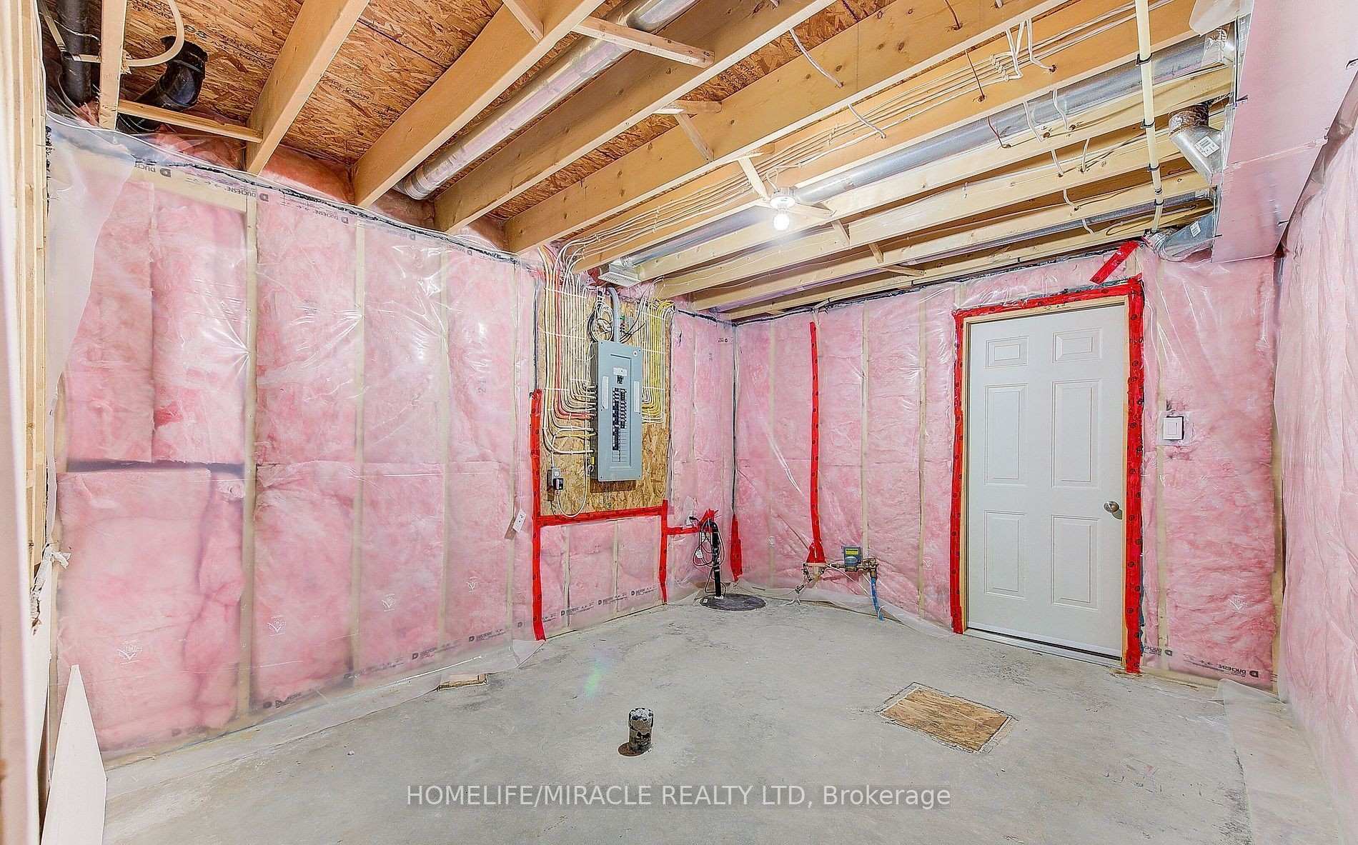 Photo 36 of 2194 Westpoint Heights, London, South V — HOMEH