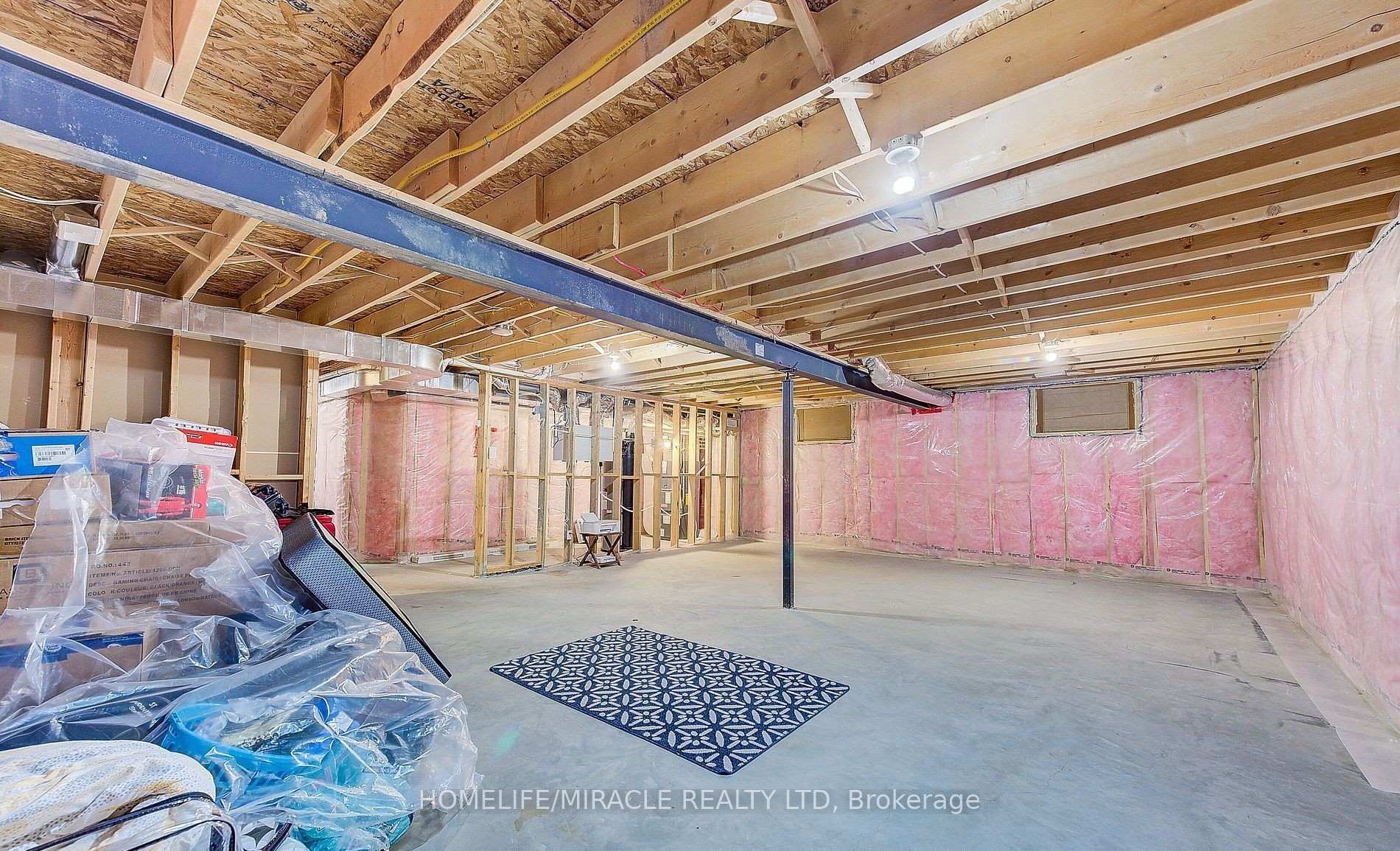 Photo 38 of 2194 Westpoint Heights, London, South V — HOMEH