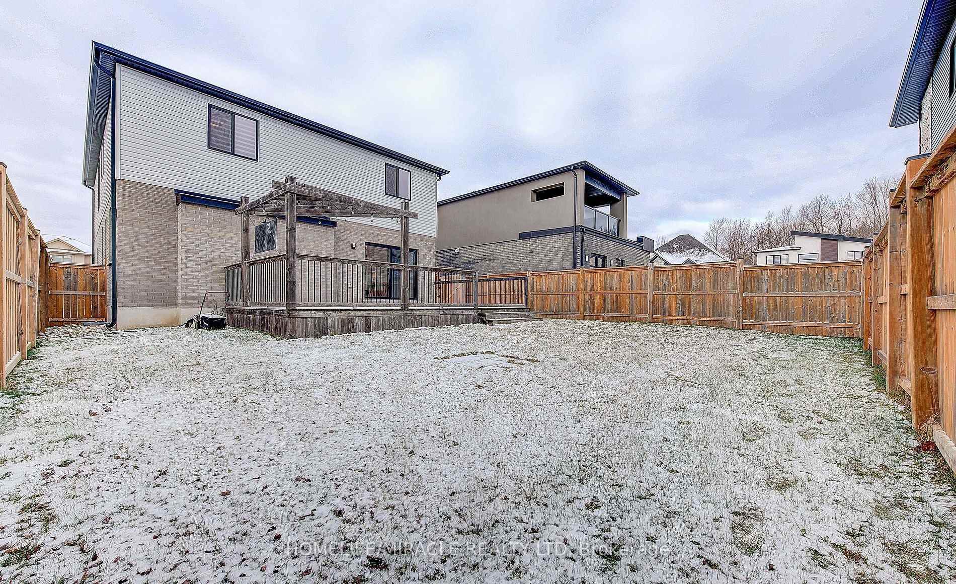 Photo 40 of 2194 Westpoint Heights, London, South V — HOMEH