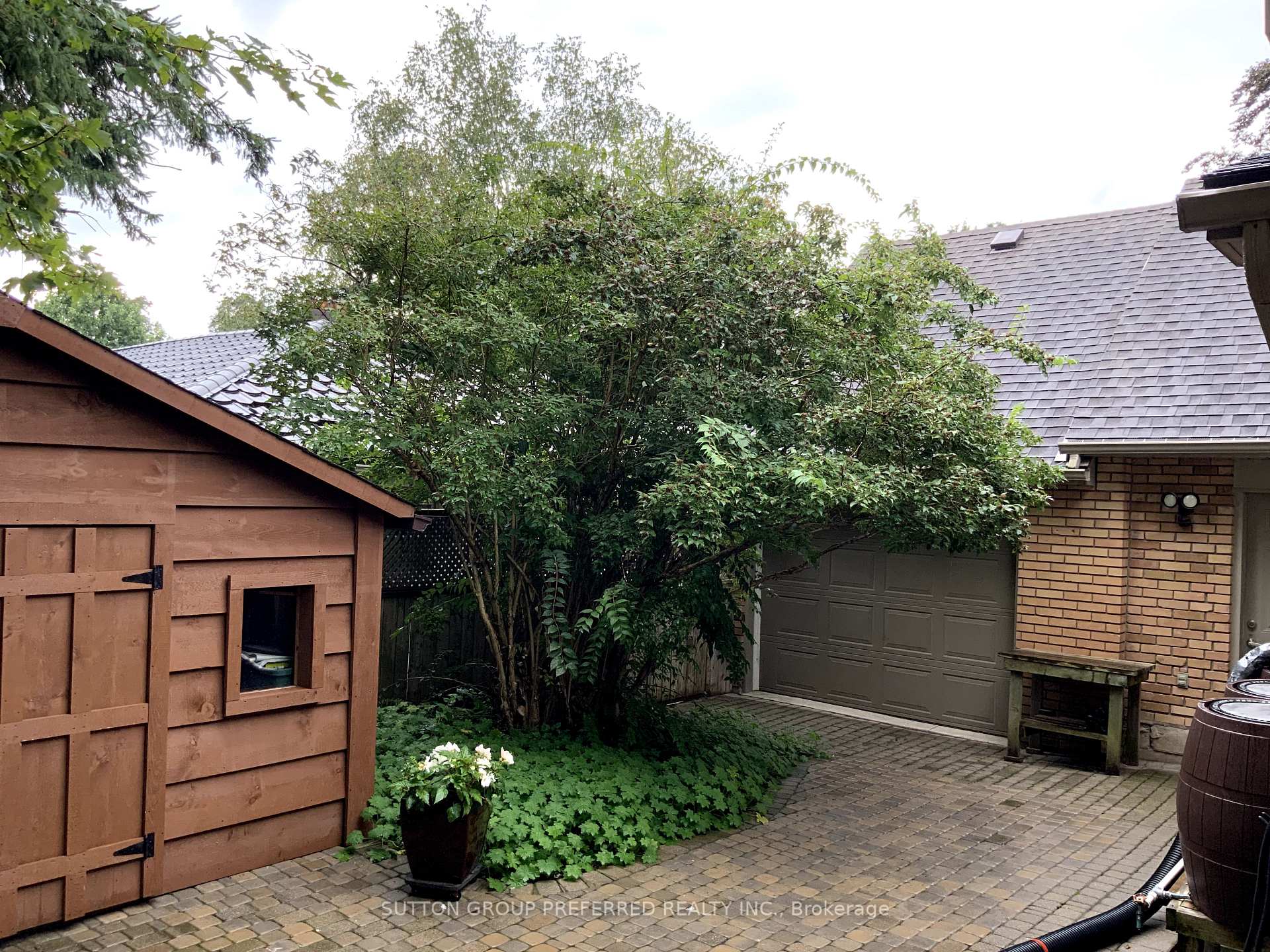 Photo 33 of 433 West Mile Road, London, North P — HOMEH