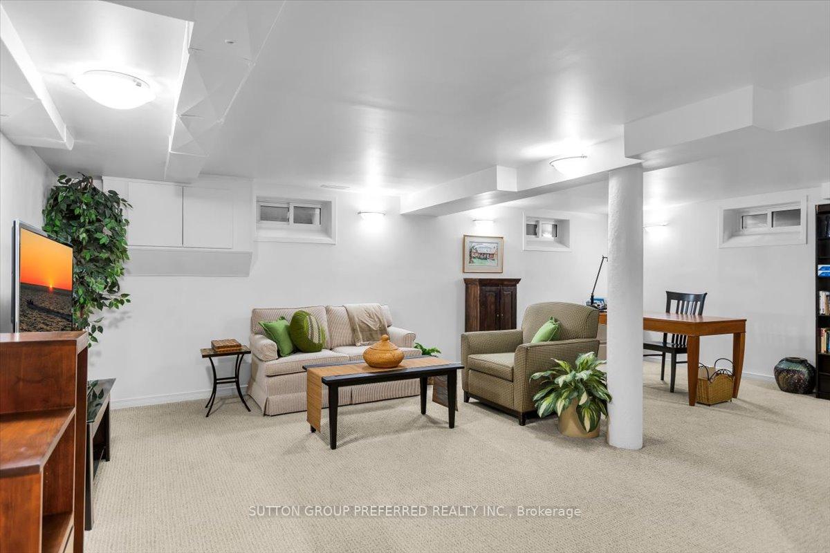Photo 38 of 433 West Mile Road, London, North P — HOMEH