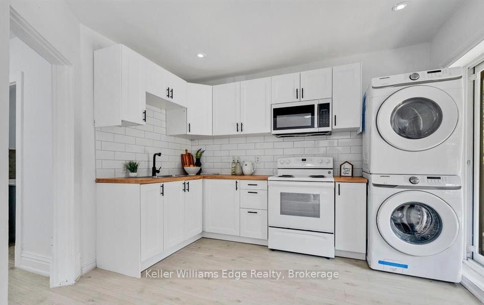 Photo 2 of Unit 2, 10 Rutherford Avenue, Hamilton, St. Clair — HOMEH