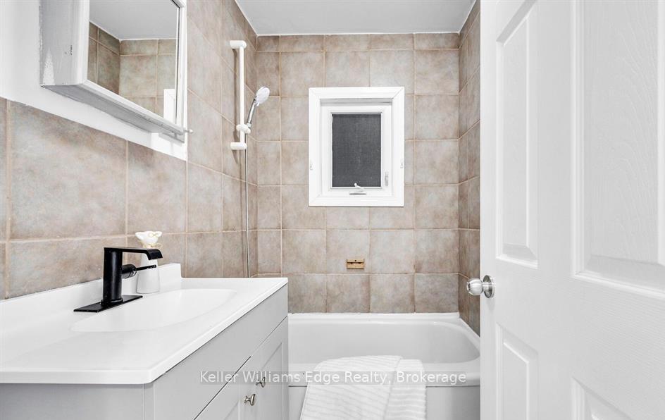 Photo 11 of Unit 2, 10 Rutherford Avenue, Hamilton, St. Clair — HOMEH