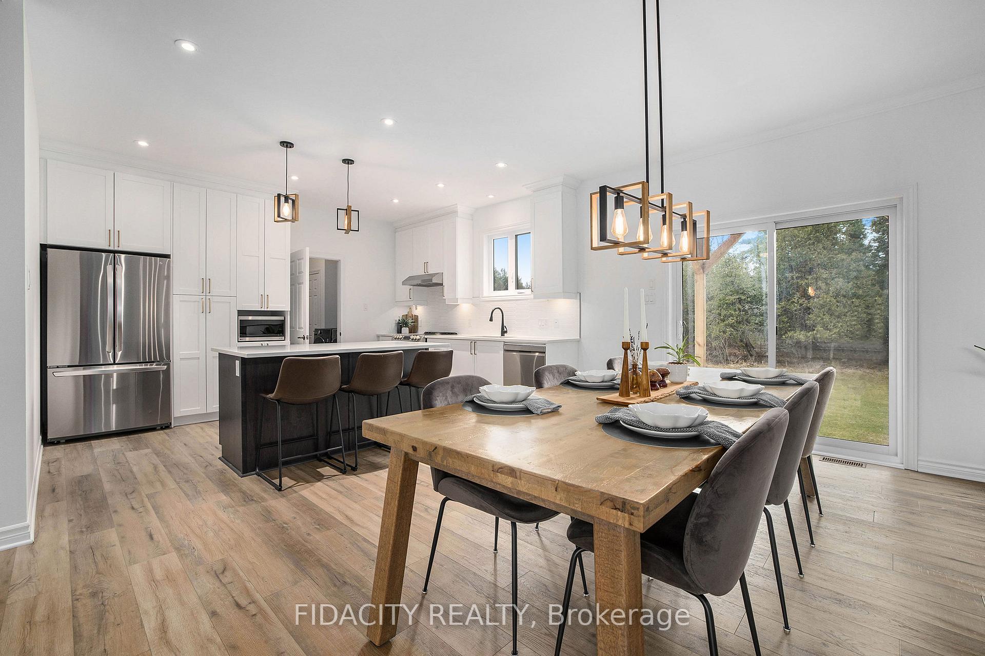 Photo 7 of 1385 Robertson Line Road, McNab/Braeside, Mcnab/Braeside Twps — HOMEH