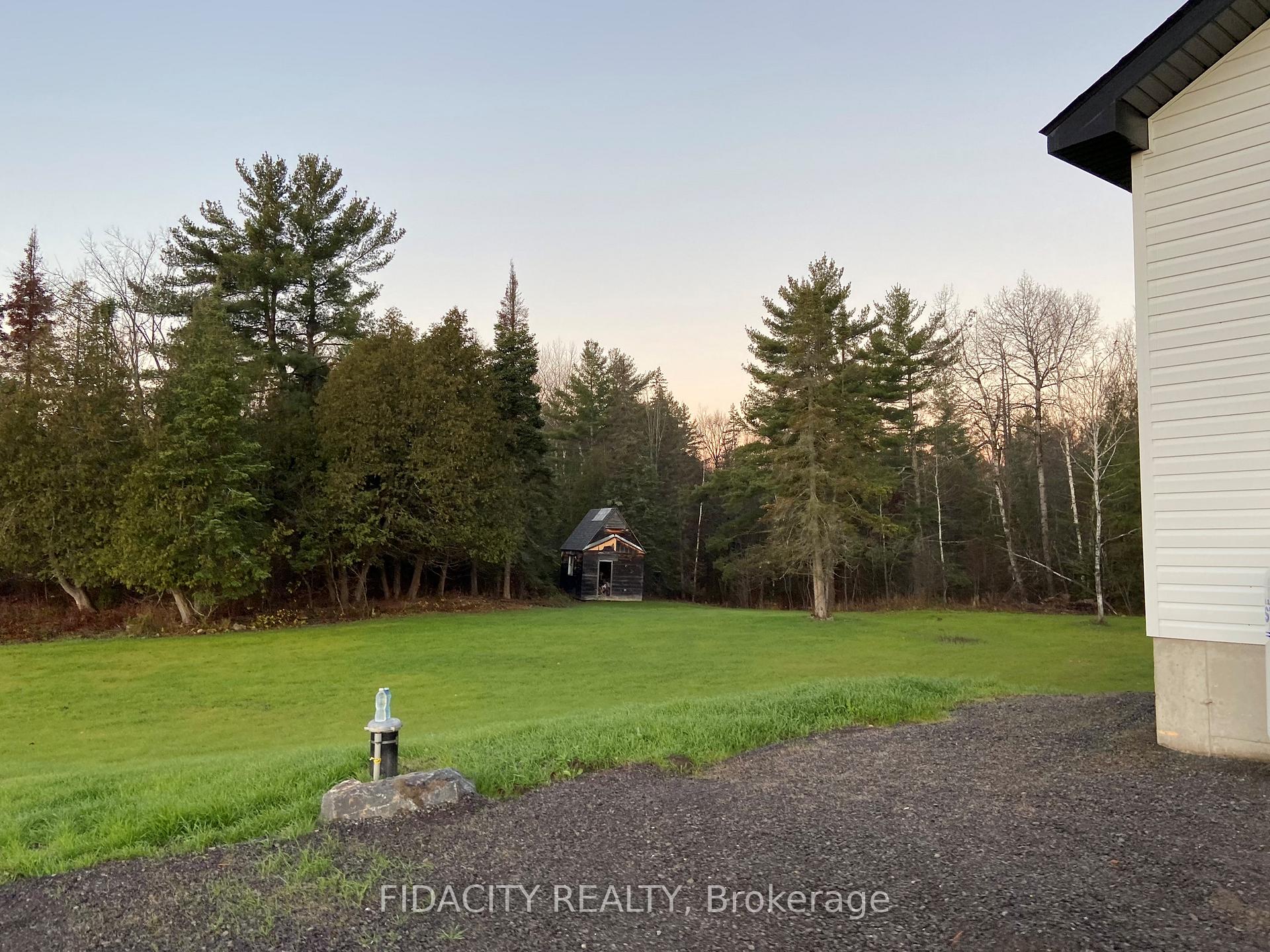 Photo 24 of 1385 Robertson Line Road, McNab/Braeside, Mcnab/Braeside Twps — HOMEH