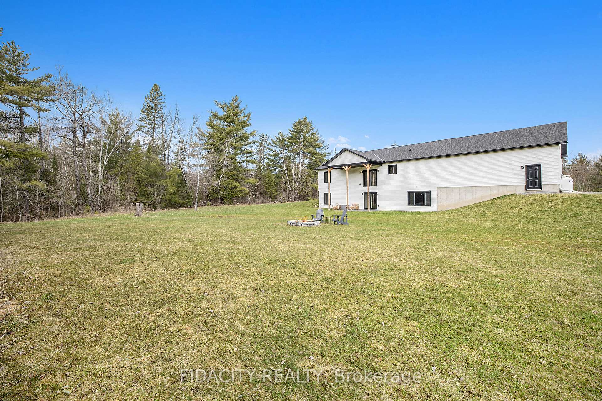 Photo 30 of 1385 Robertson Line Road, McNab/Braeside, Mcnab/Braeside Twps — HOMEH