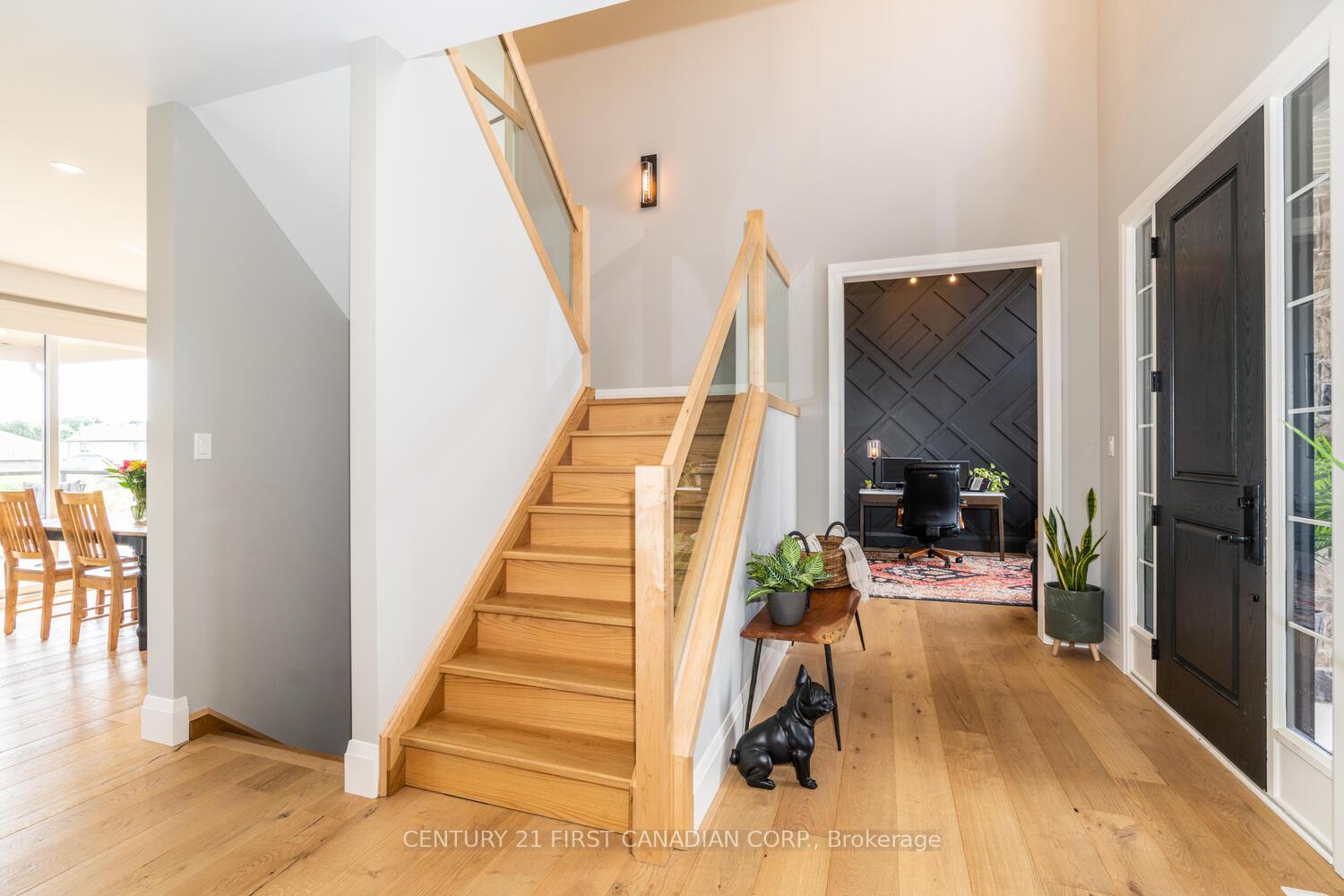 Photo 4 of 43 Hardy Court, Lucan Biddulph, Lucan — HOMEH
