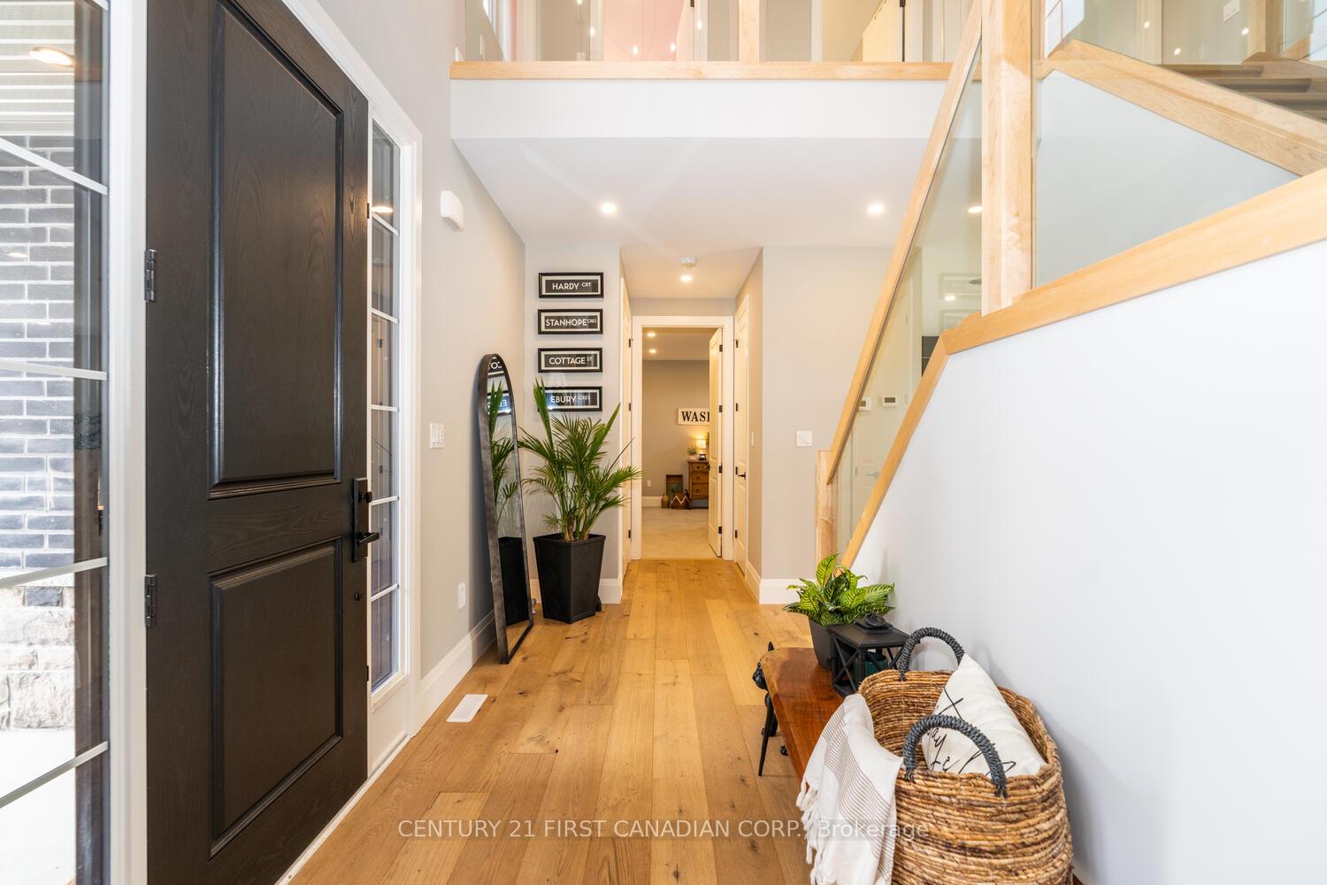 Photo 5 of 43 Hardy Court, Lucan Biddulph, Lucan — HOMEH