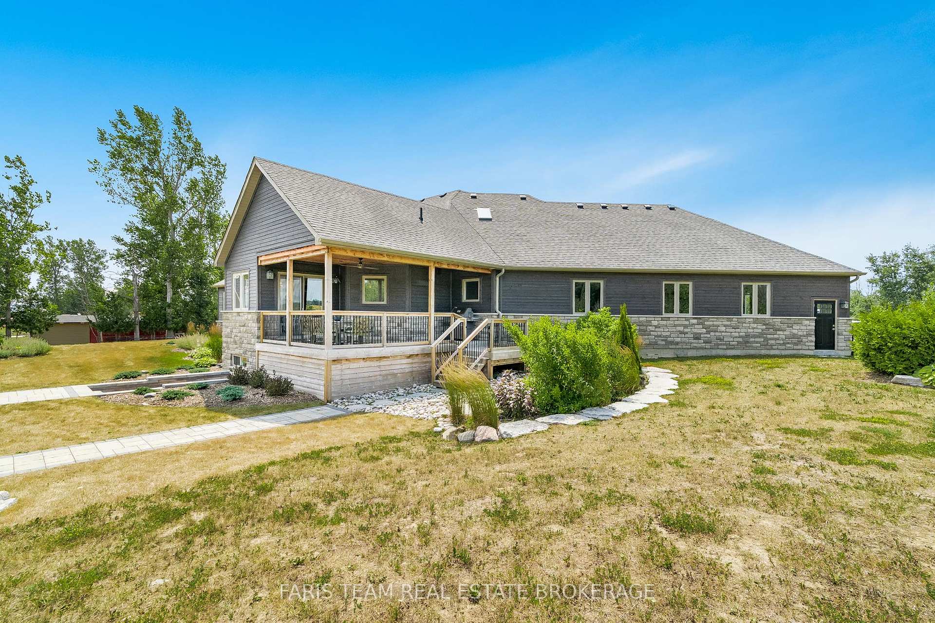 Photo 30 of 6185 10 Side Road, Innisfil, Cookstown — HOMEH