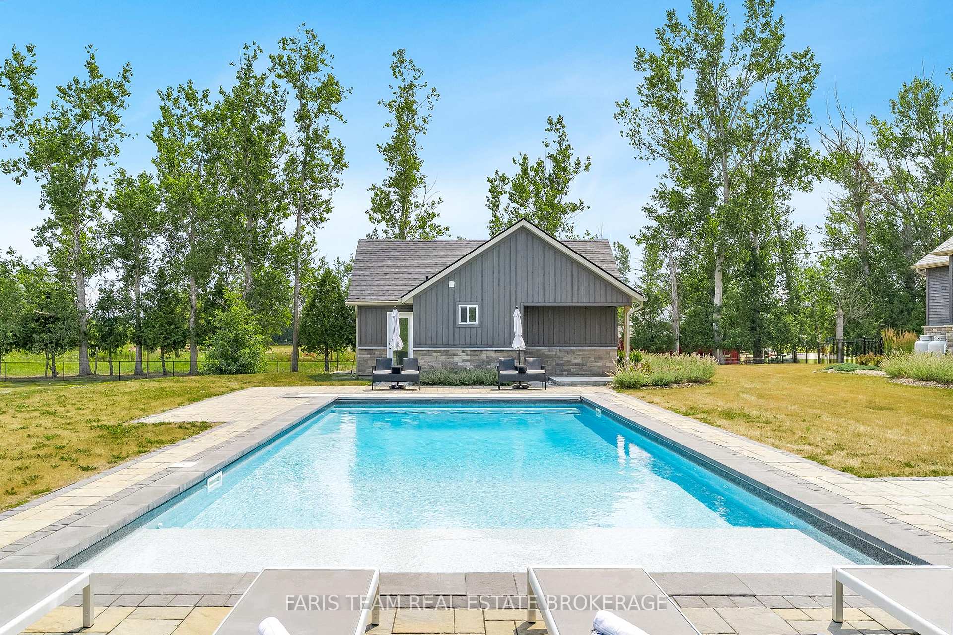 Photo 36 of 6185 10 Side Road, Innisfil, Cookstown — HOMEH