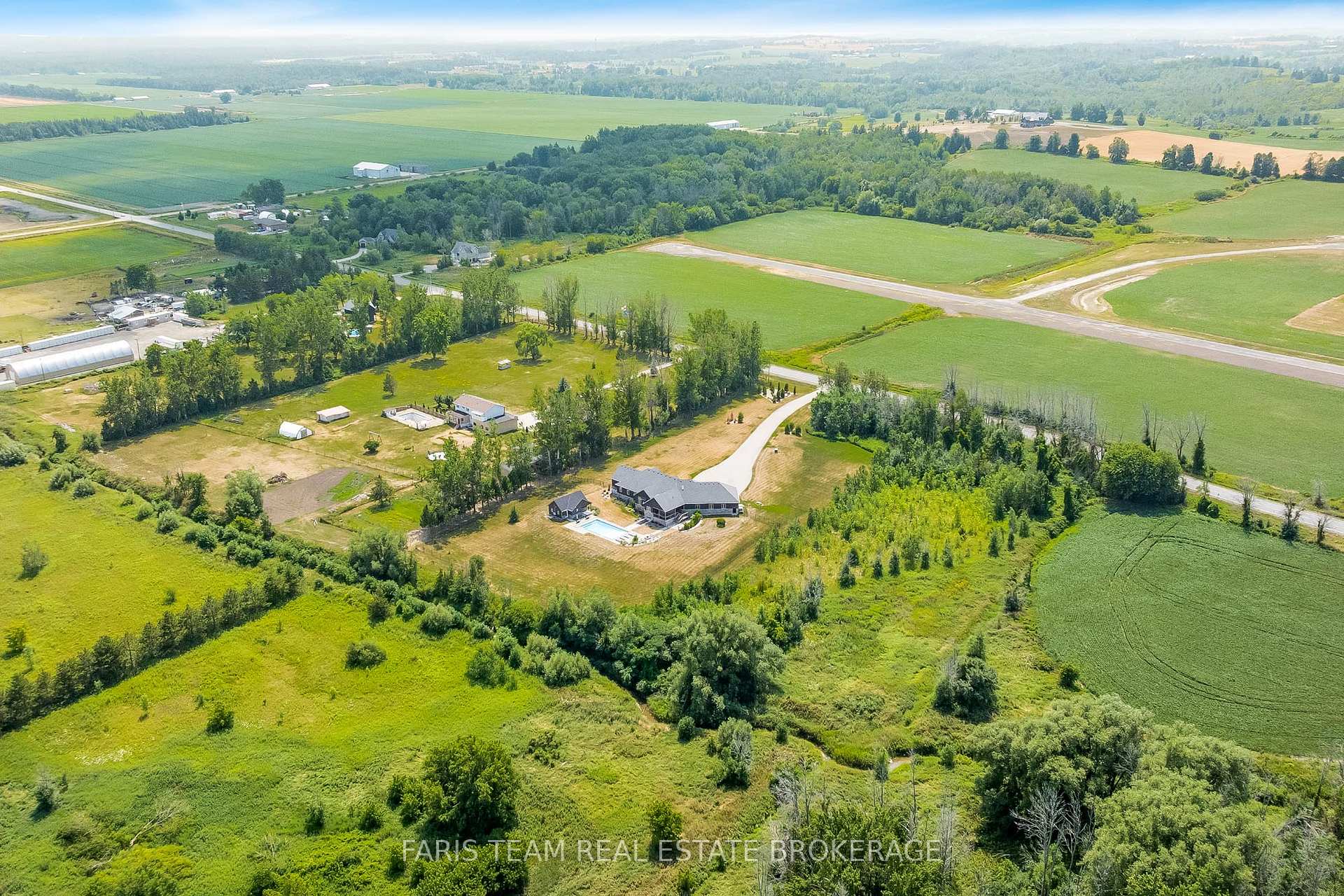 Photo 43 of 6185 10 Side Road, Innisfil, Cookstown — HOMEH