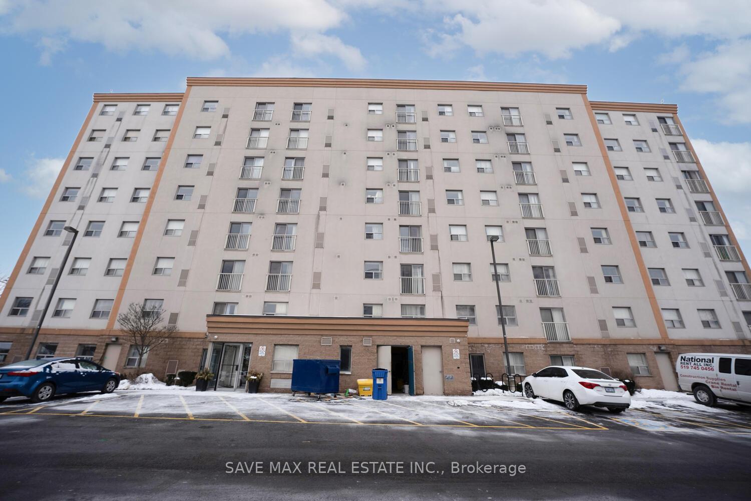 Photo 4 of Unit 101, 593 Strasburg Road, Kitchener — HOMEH