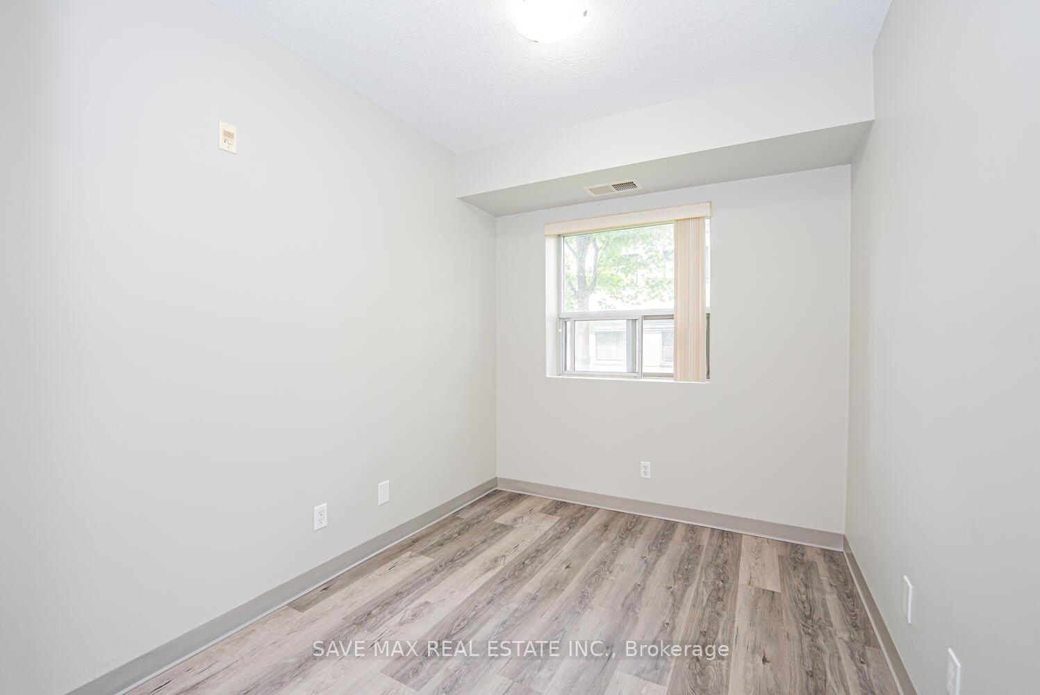 Photo 15 of Unit 101, 593 Strasburg Road, Kitchener — HOMEH