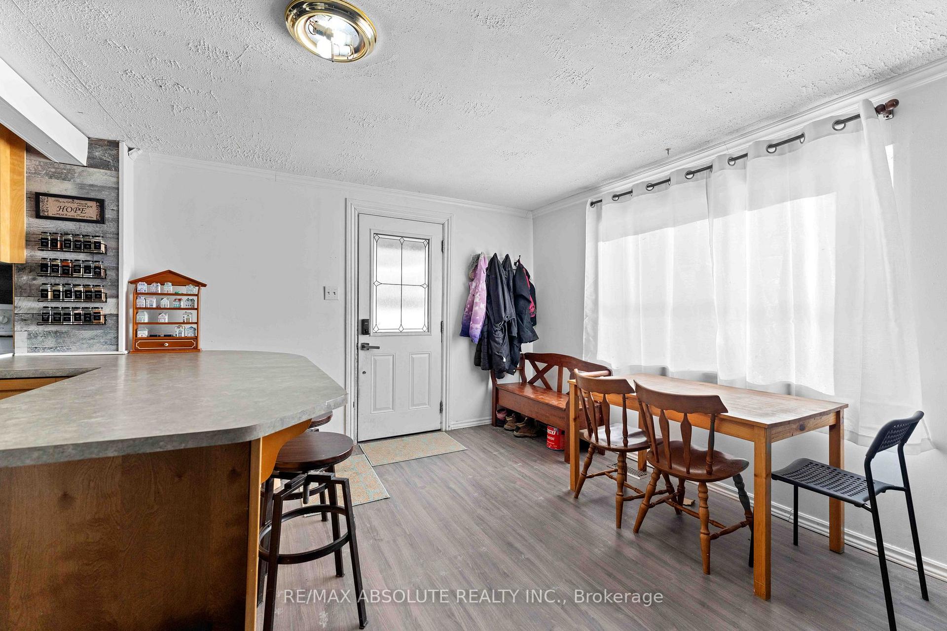Photo 8 of 958 Centre Street, McNab/Braeside, Mcnab/Braeside Twps — HOMEH