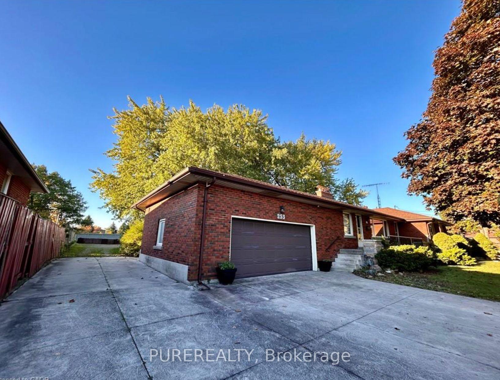 Photo 2 of 253 Limeridge Road W, Hamilton, Rolston — HOMEH