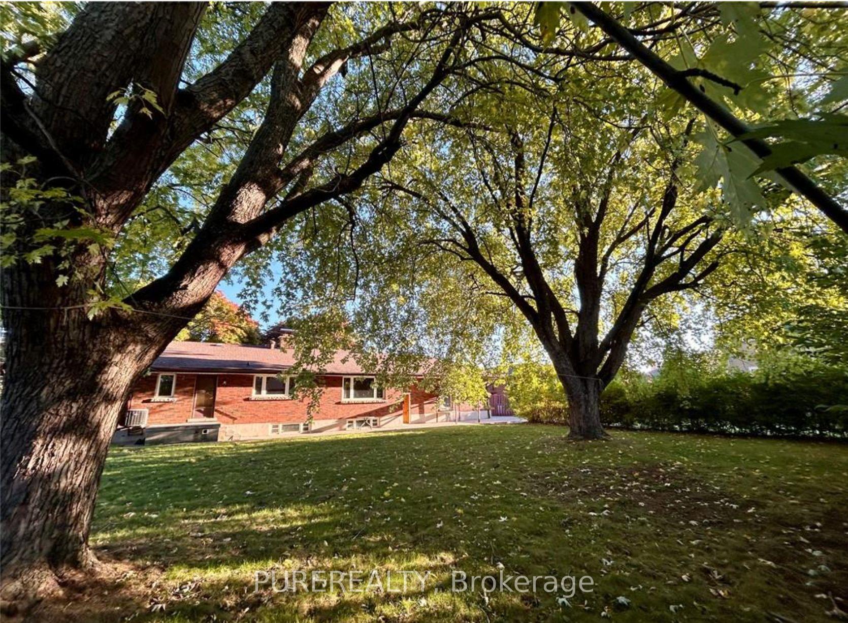 Photo 38 of 253 Limeridge Road W, Hamilton, Rolston — HOMEH