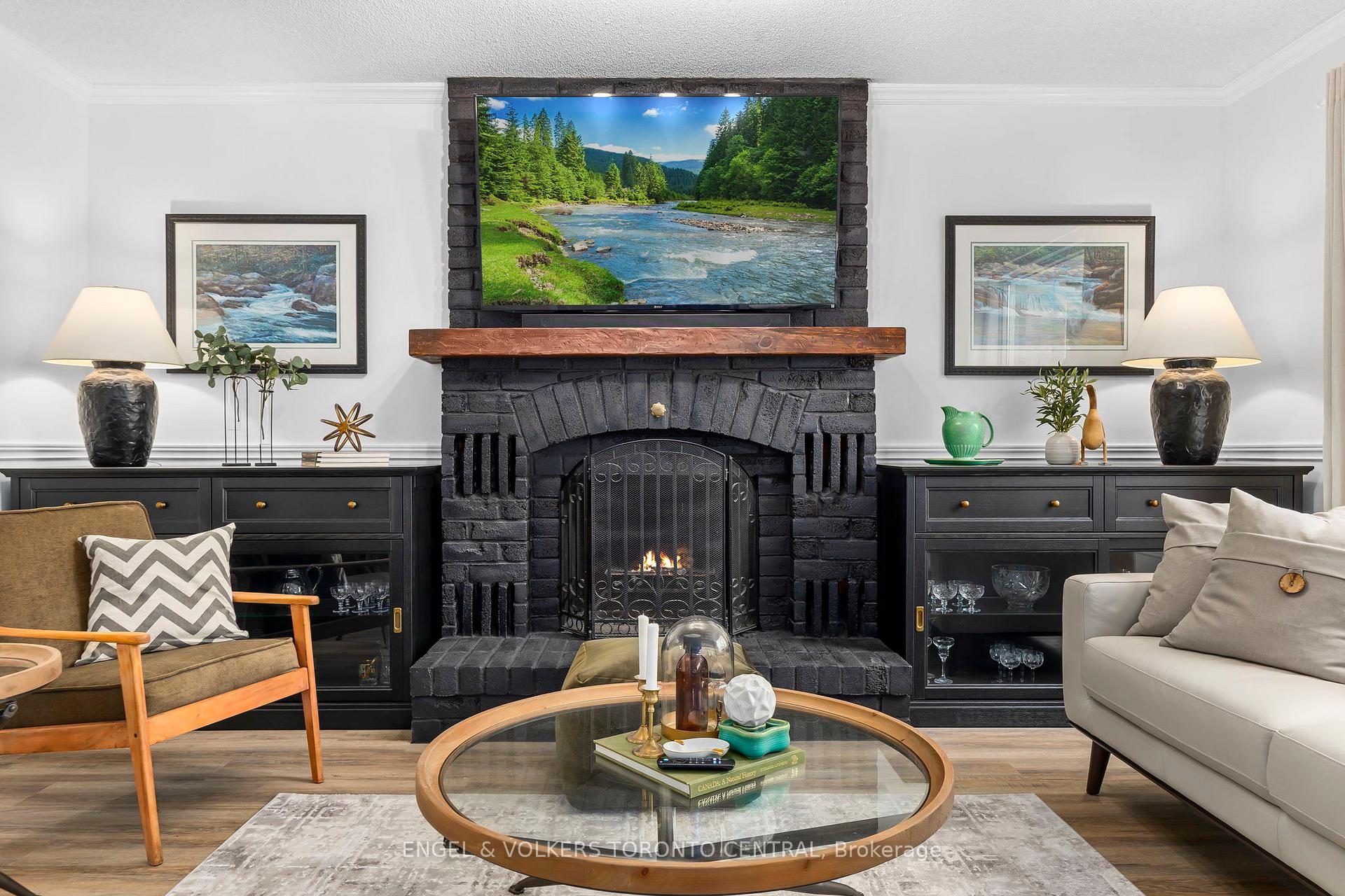 Photo 12 of 204 Killarney Grove, London, North H — HOMEH