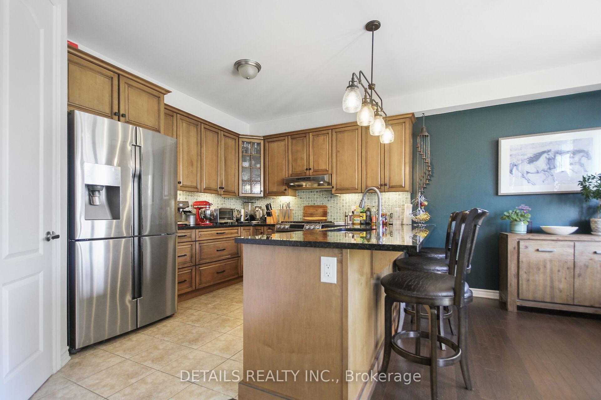 Photo 6 of 160 Asper Trail Circle, Ottawa, Kanata - Emerald Meadows/Trailwest — HOMEH