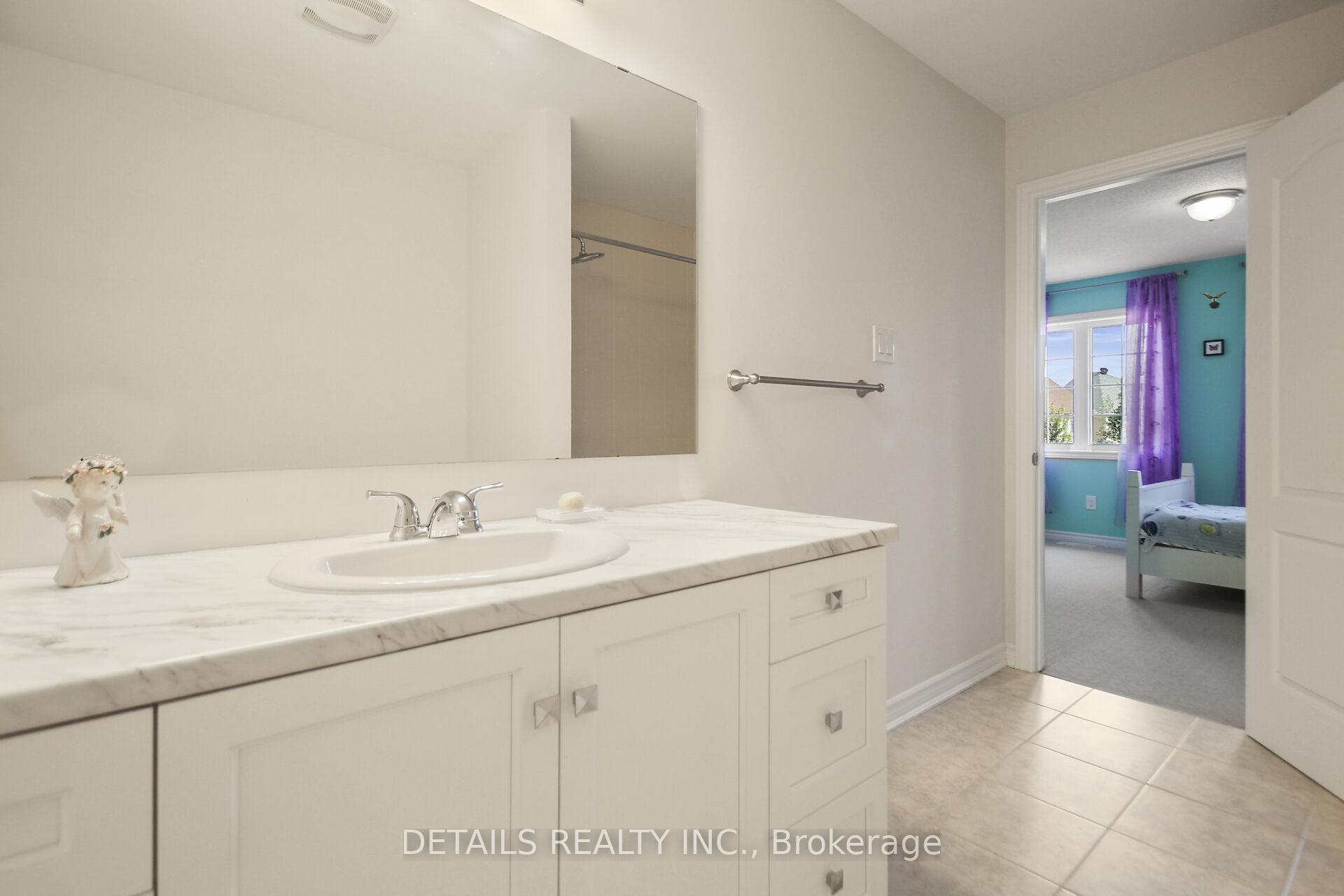 Photo 17 of 160 Asper Trail Circle, Ottawa, Kanata - Emerald Meadows/Trailwest — HOMEH
