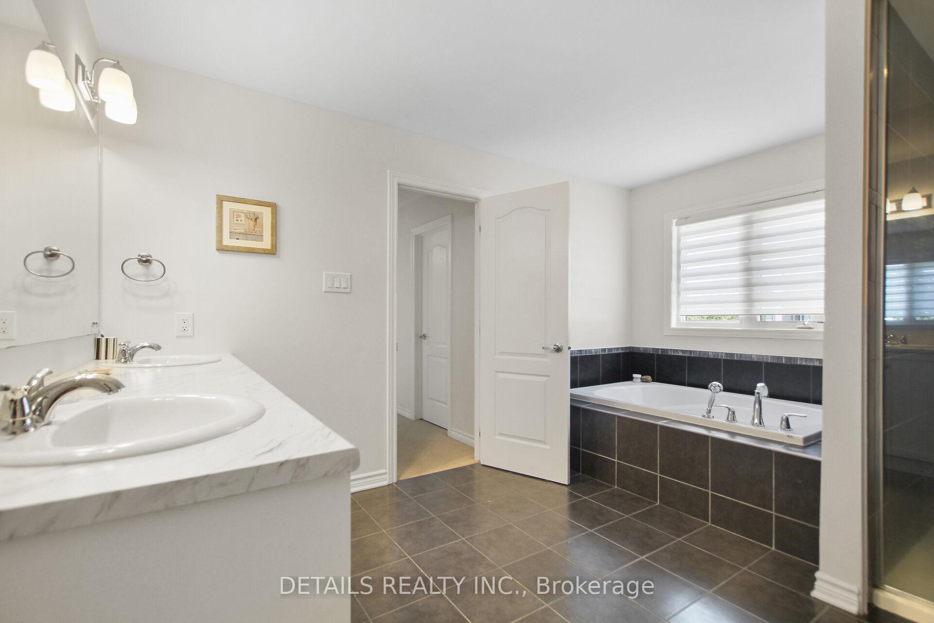 Photo 29 of 160 Asper Trail Circle, Ottawa, Kanata - Emerald Meadows/Trailwest — HOMEH