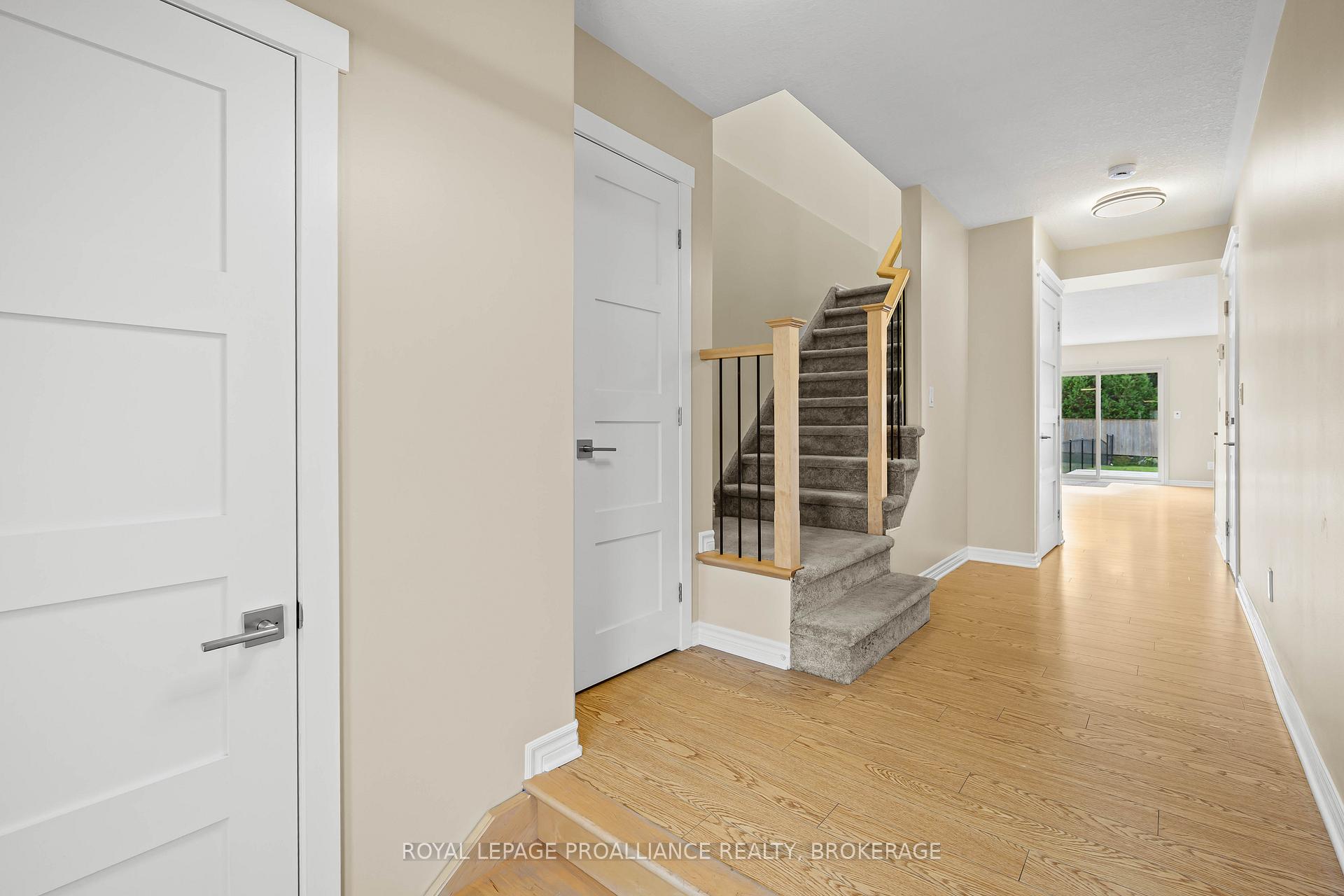 Photo 4 of 909 Blossom Street, Kingston, City Northwest — HOMEH