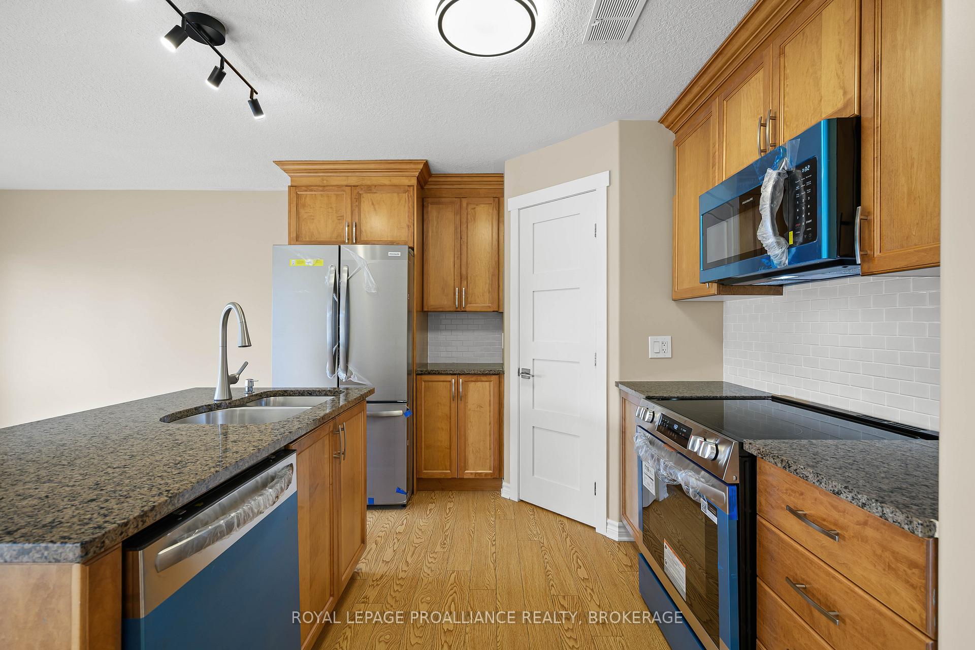 Photo 9 of 909 Blossom Street, Kingston, City Northwest — HOMEH
