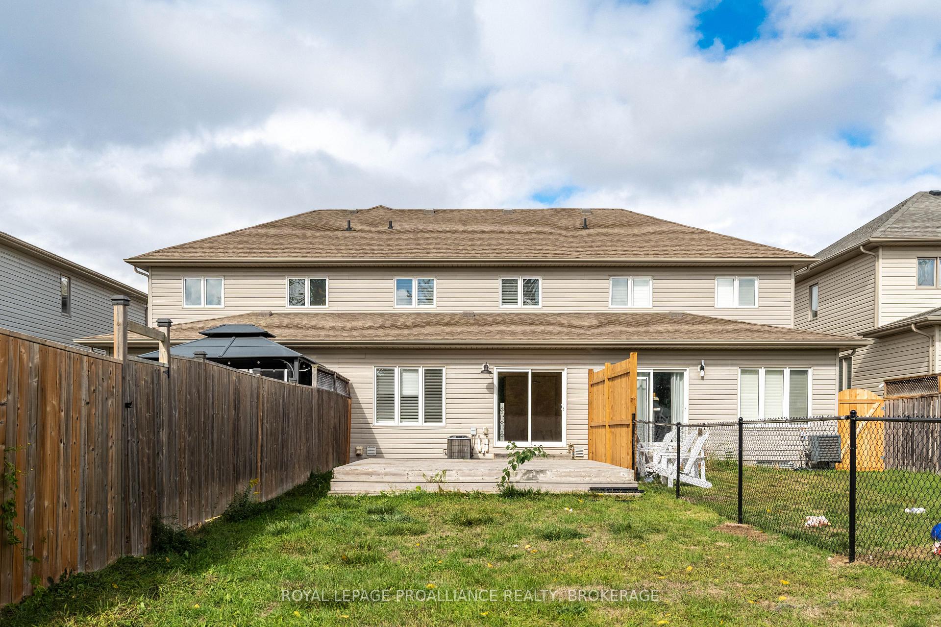 Photo 40 of 909 Blossom Street, Kingston, City Northwest — HOMEH