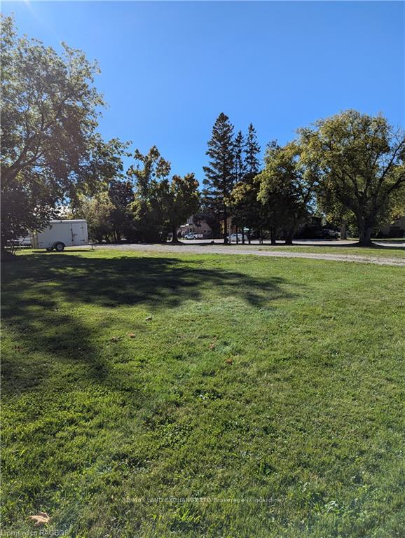 Photo 2 of 70 Ross Street, Kincardine — HOMEH