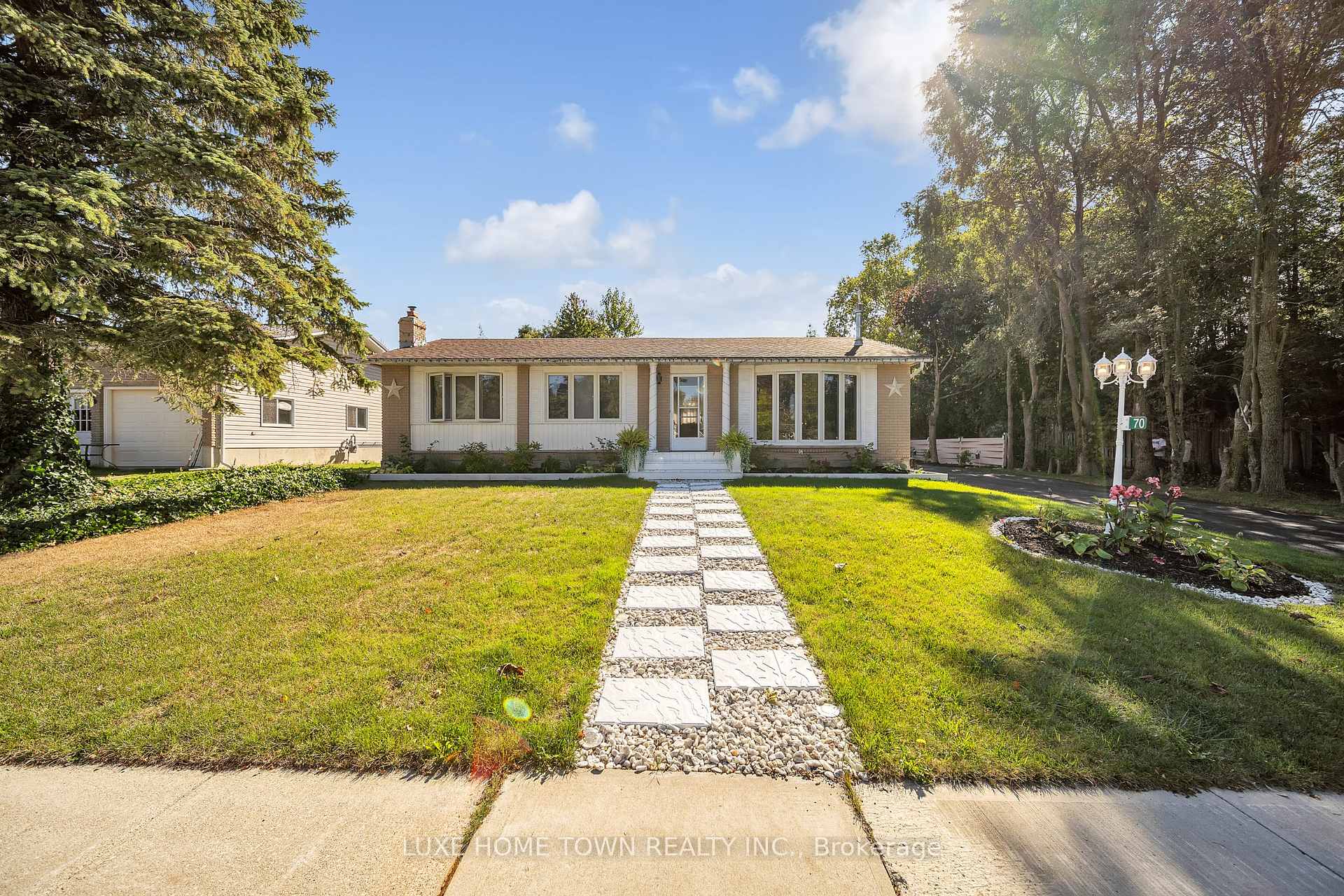 Photo 5 of 70 Inverlyn Crescent, Kincardine — HOMEH