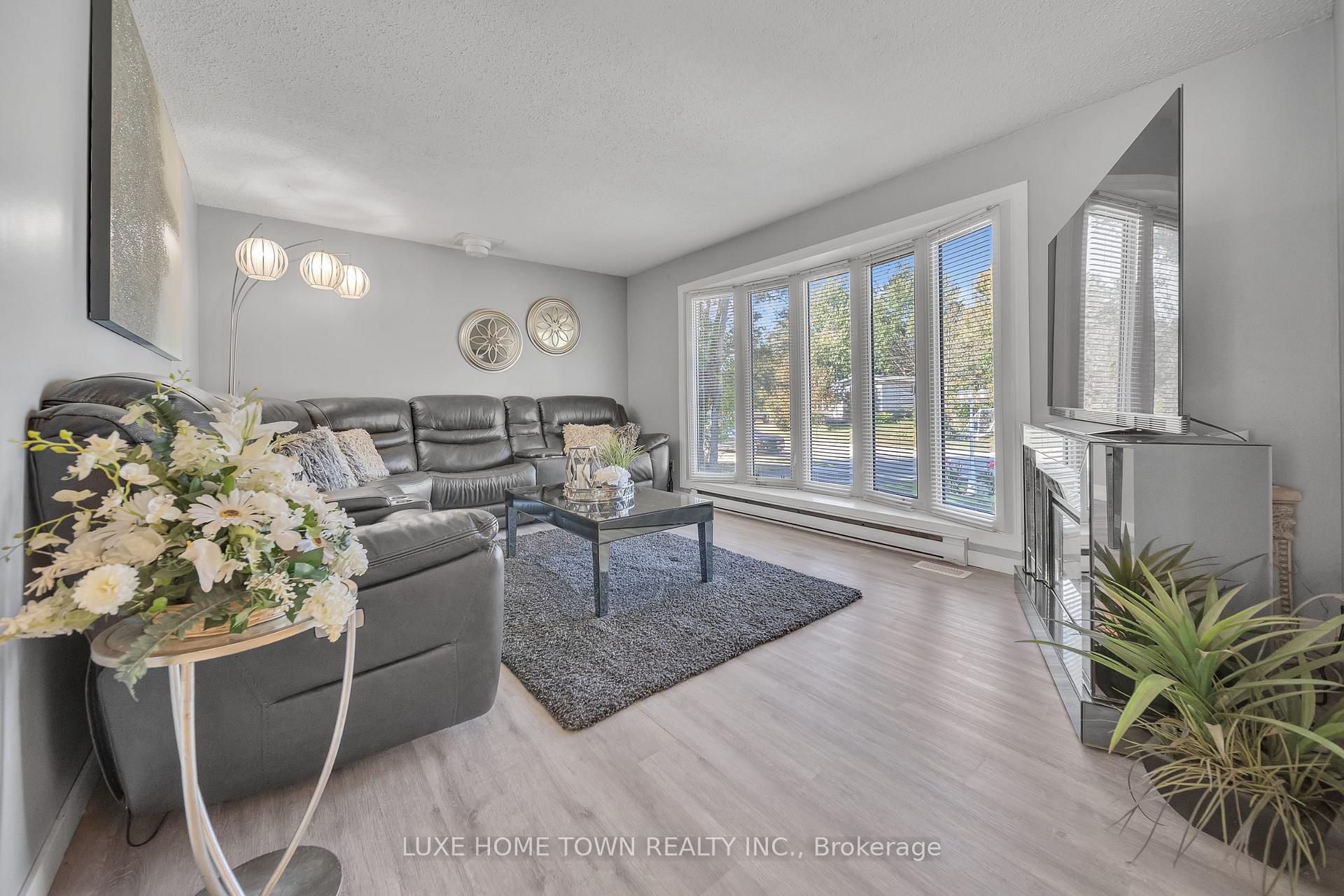 Photo 13 of 70 Inverlyn Crescent, Kincardine — HOMEH