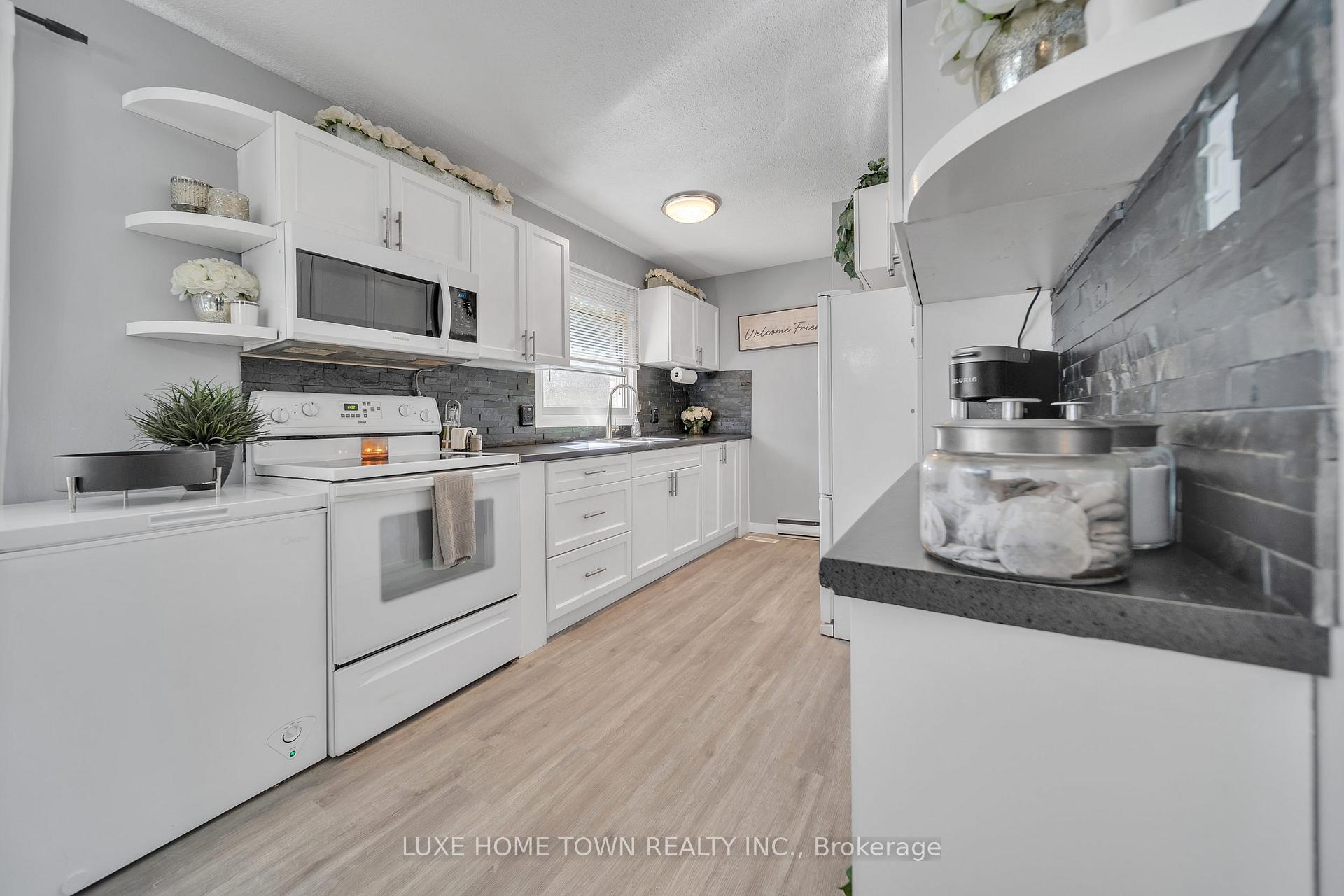 Photo 17 of 70 Inverlyn Crescent, Kincardine — HOMEH