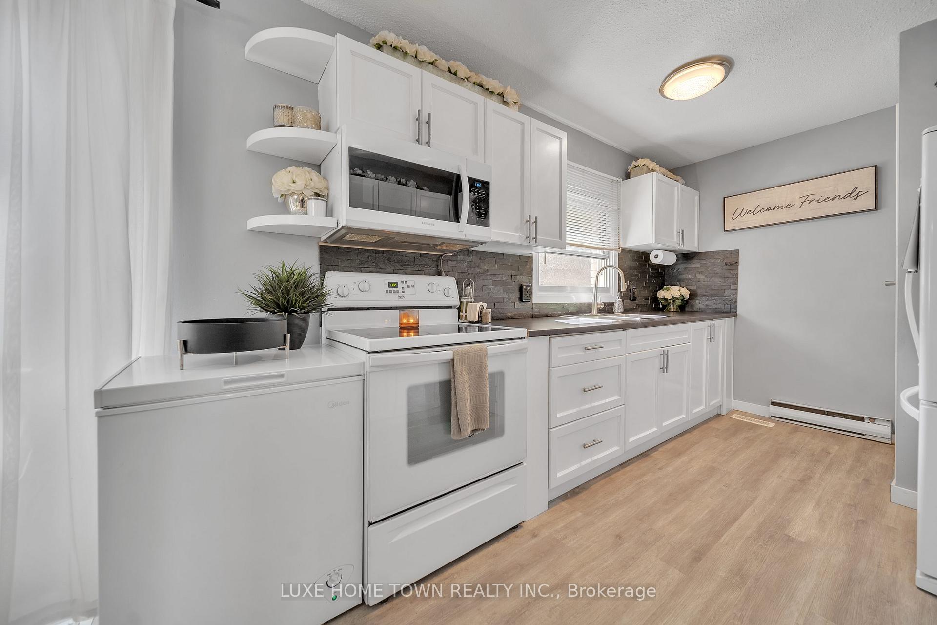 Photo 19 of 70 Inverlyn Crescent, Kincardine — HOMEH