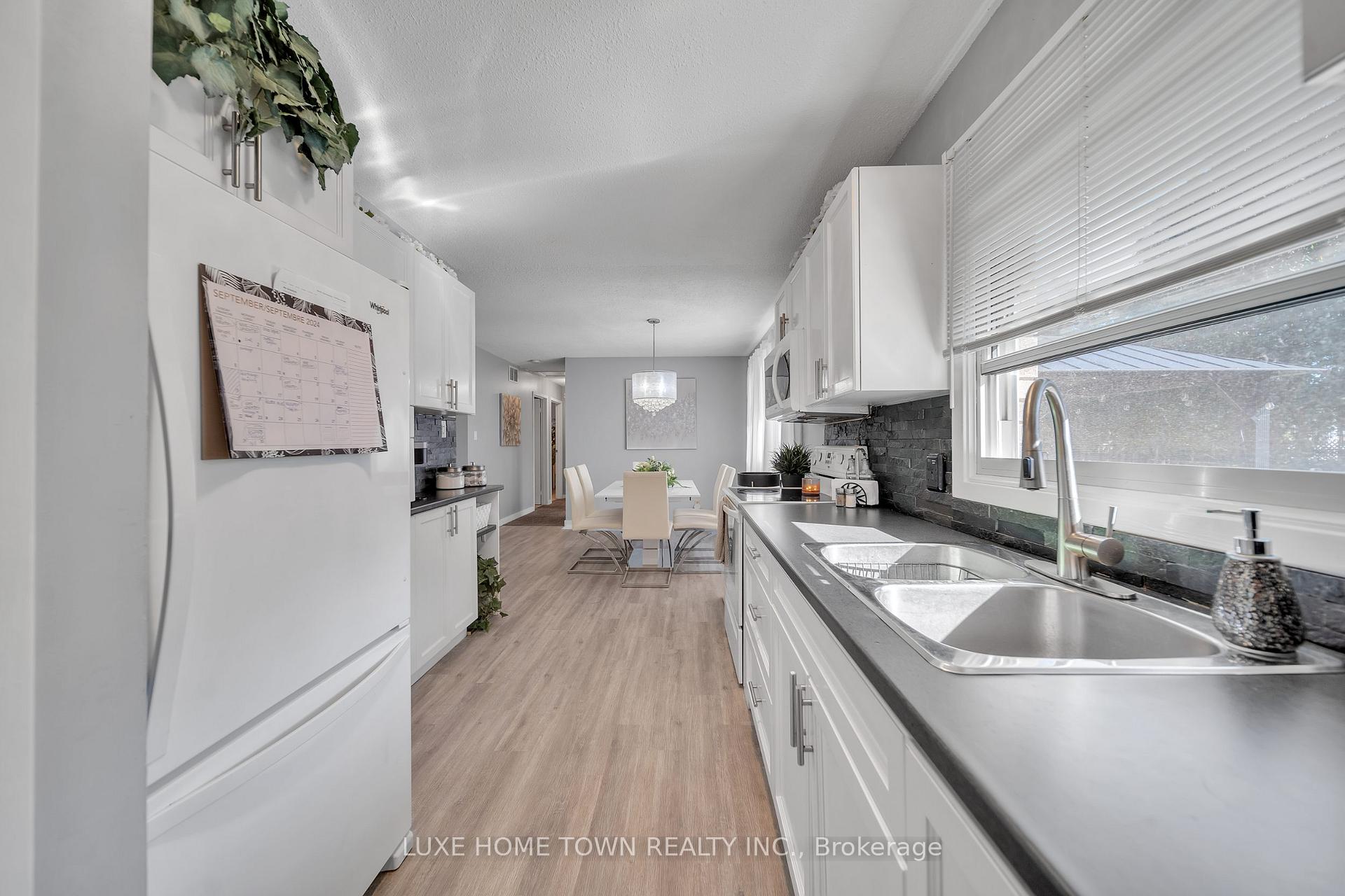 Photo 20 of 70 Inverlyn Crescent, Kincardine — HOMEH