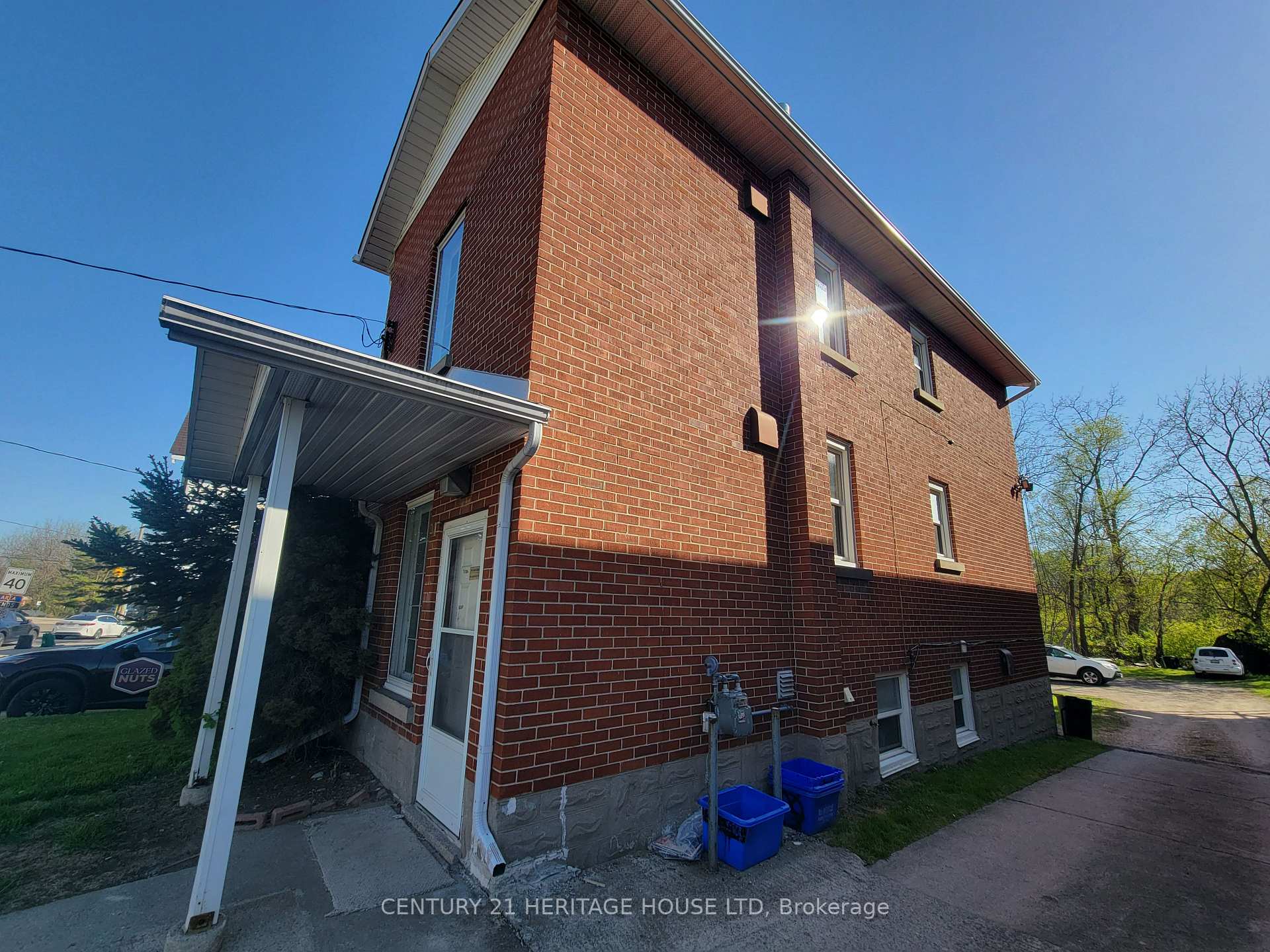 Photo 4 of Unit 3, 11 Strange Street, Kitchener — HOMEH