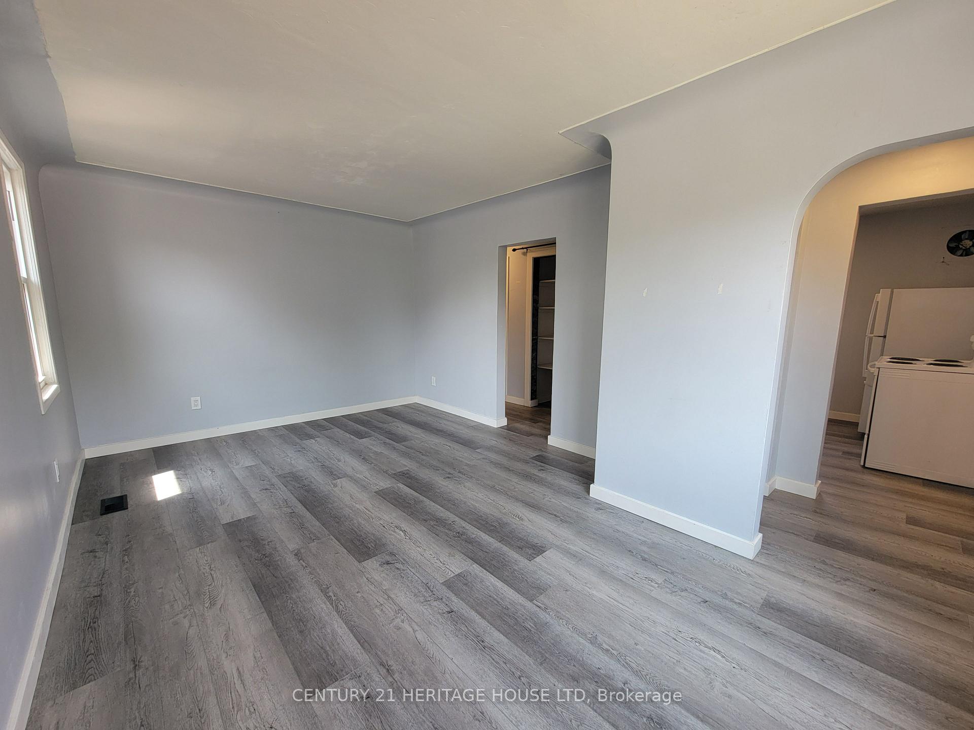 Photo 6 of Unit 3, 11 Strange Street, Kitchener — HOMEH